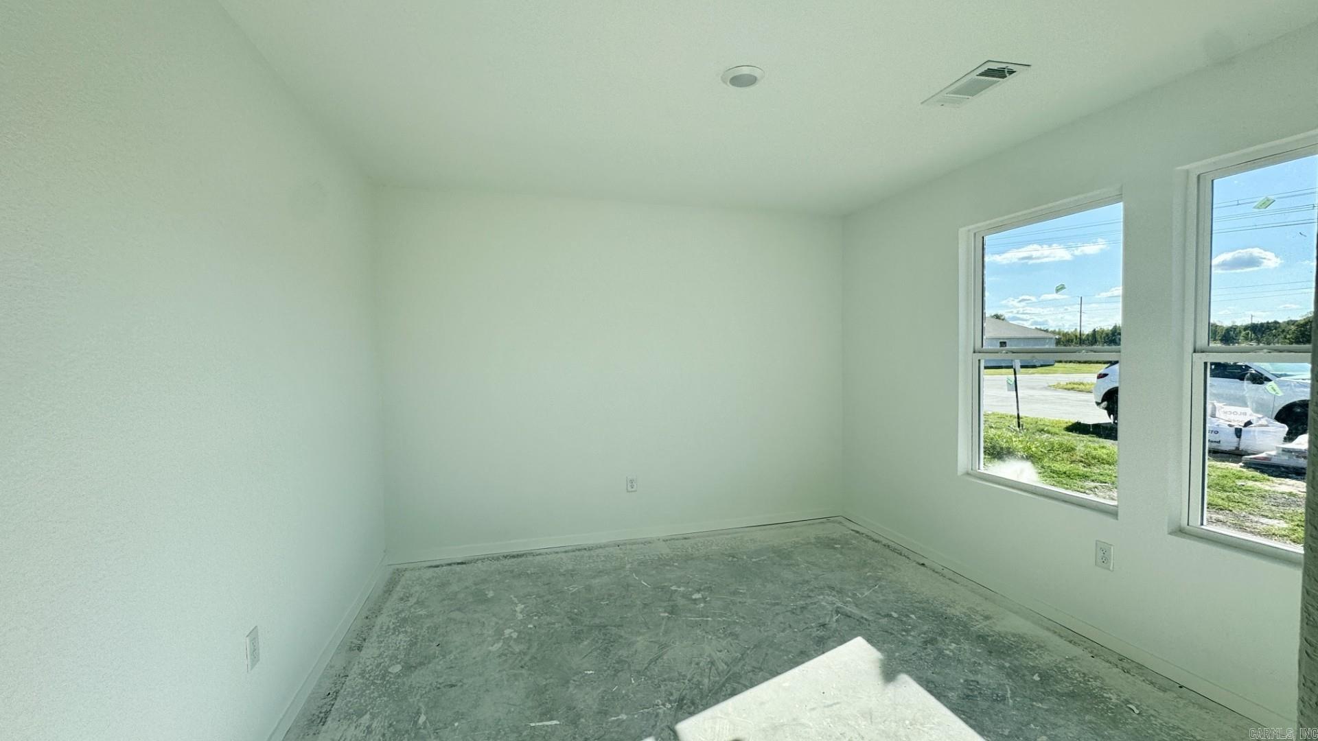 60 Farmhouse Loop Property Photo 6