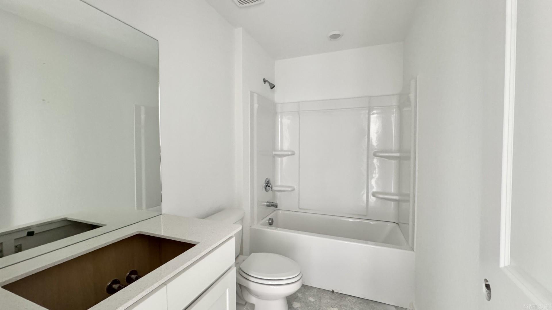60 Farmhouse Loop Property Photo 7