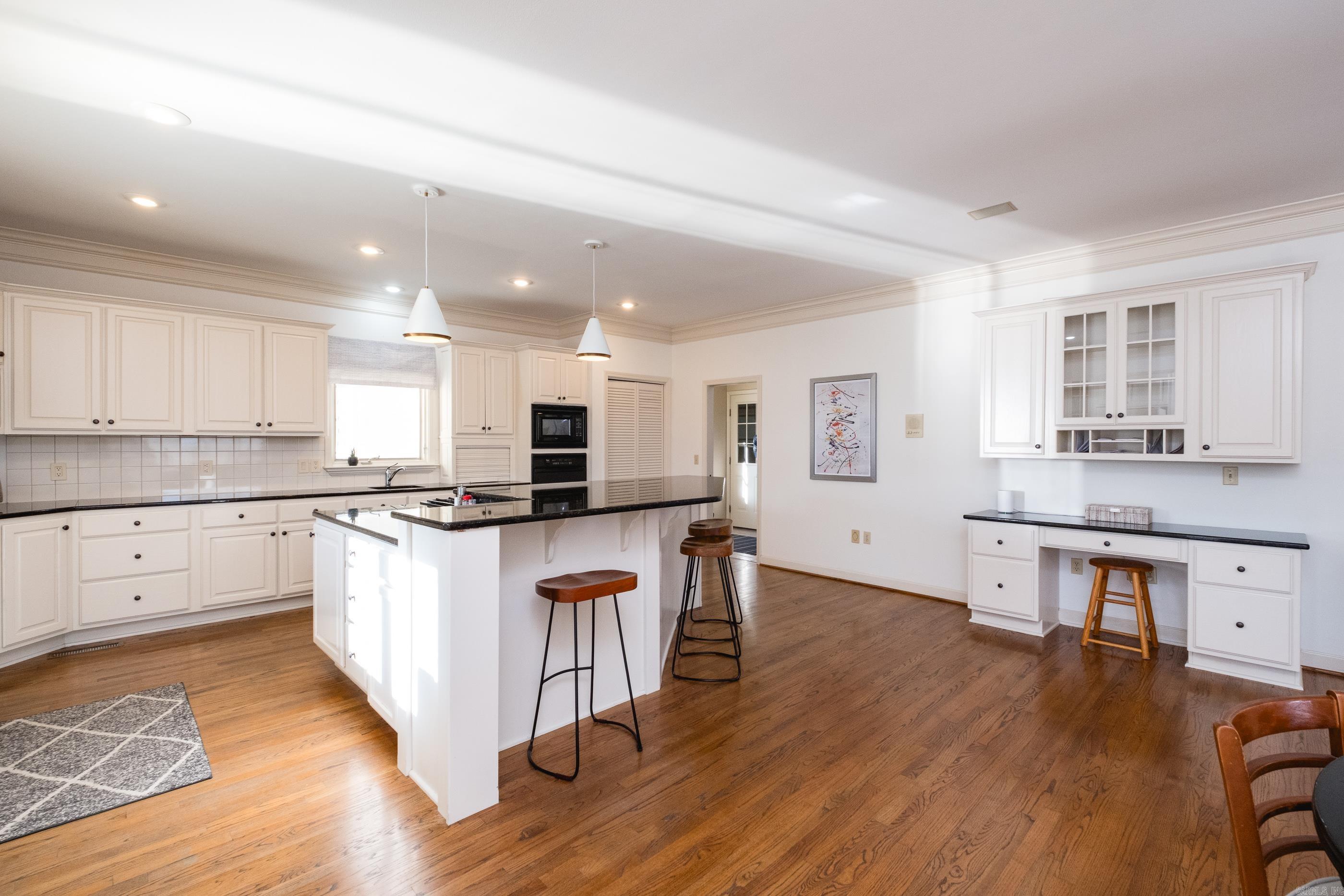 1 Longwood Road Property Photo 15