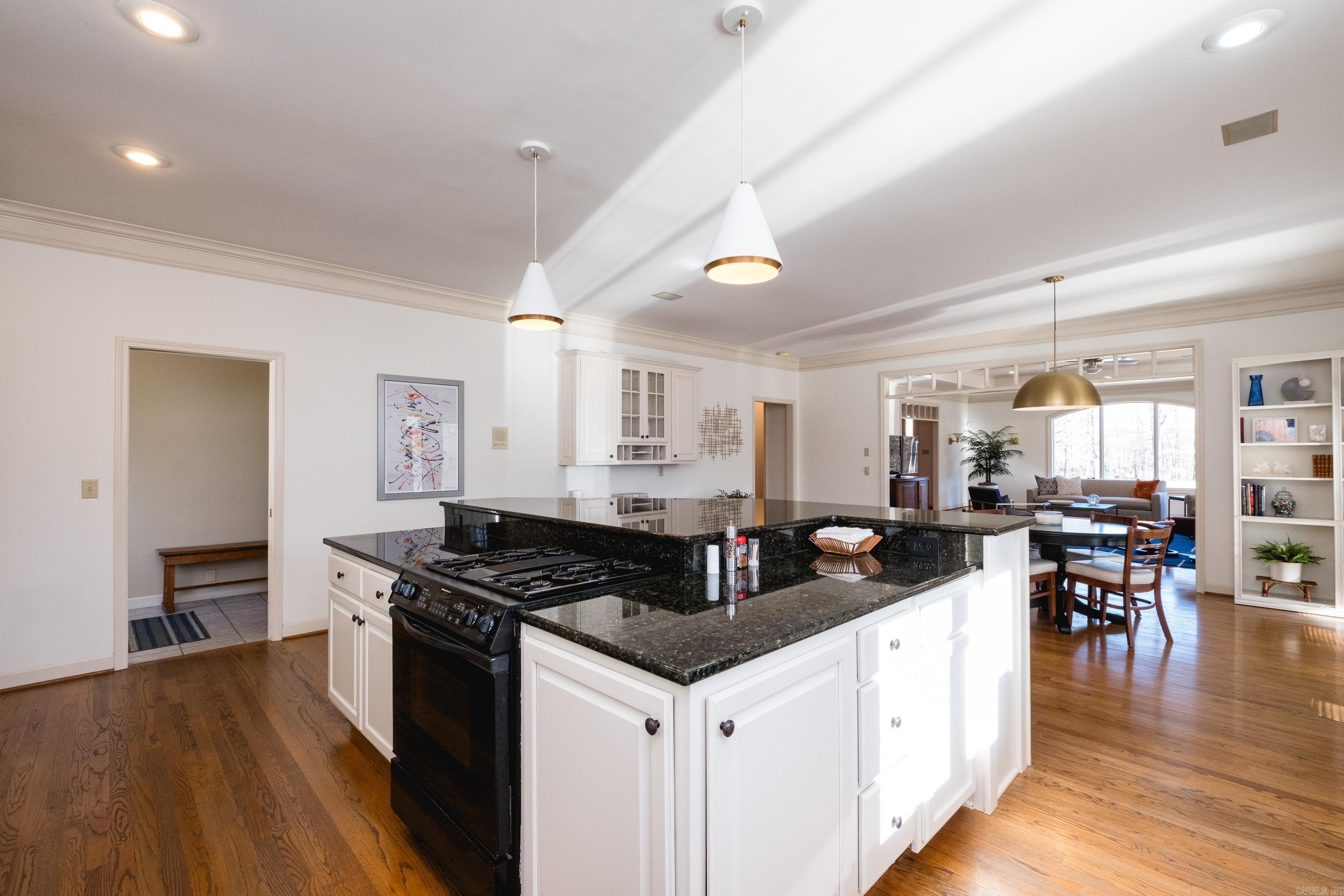 1 Longwood Road Property Photo 18