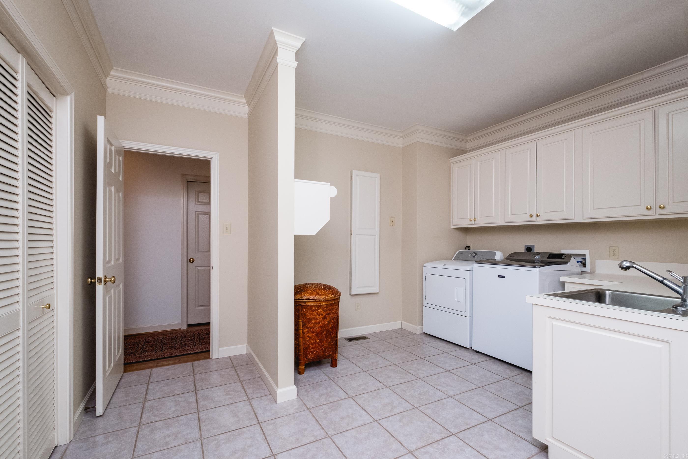 1 Longwood Road Property Photo 20