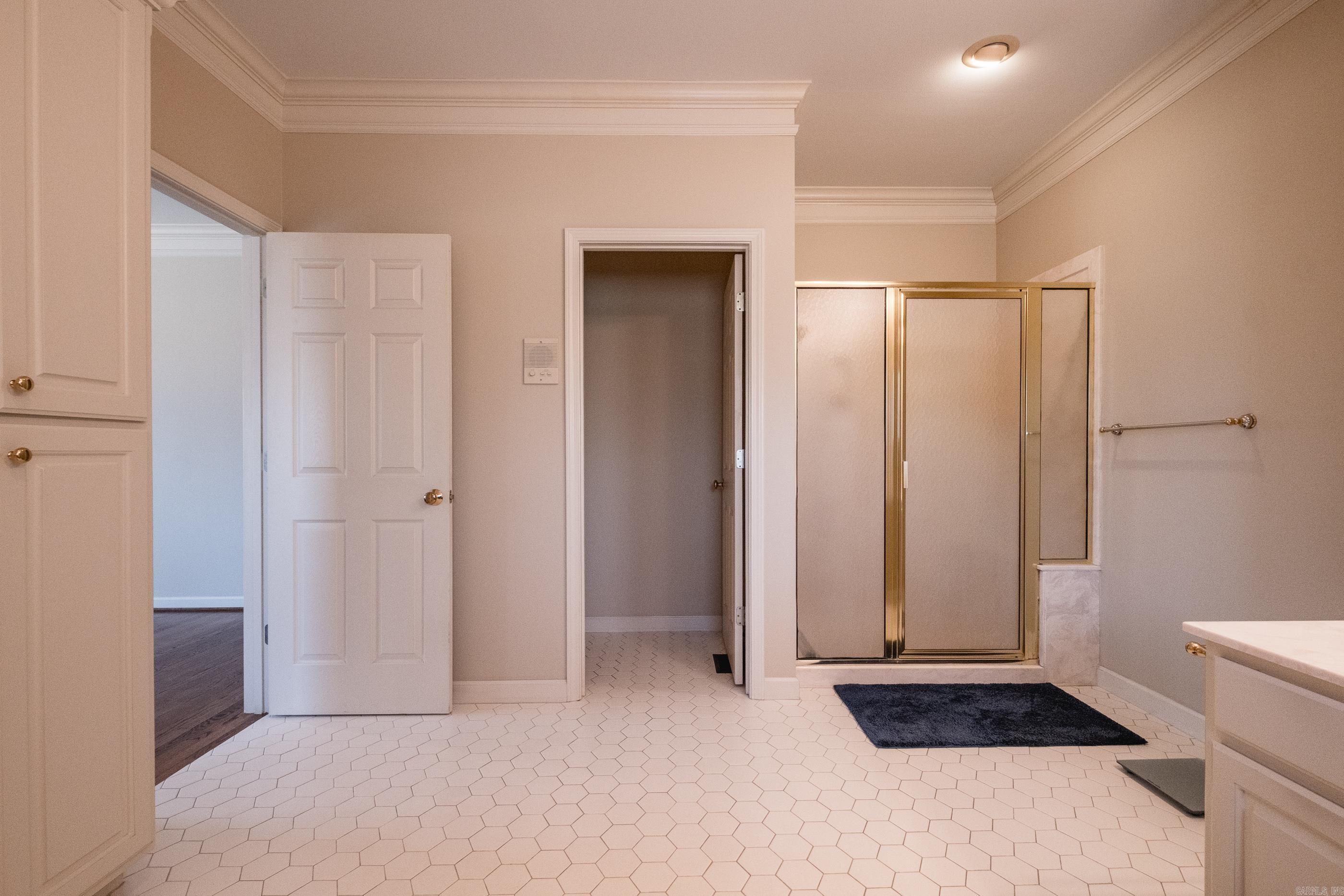 1 Longwood Road Property Photo 26