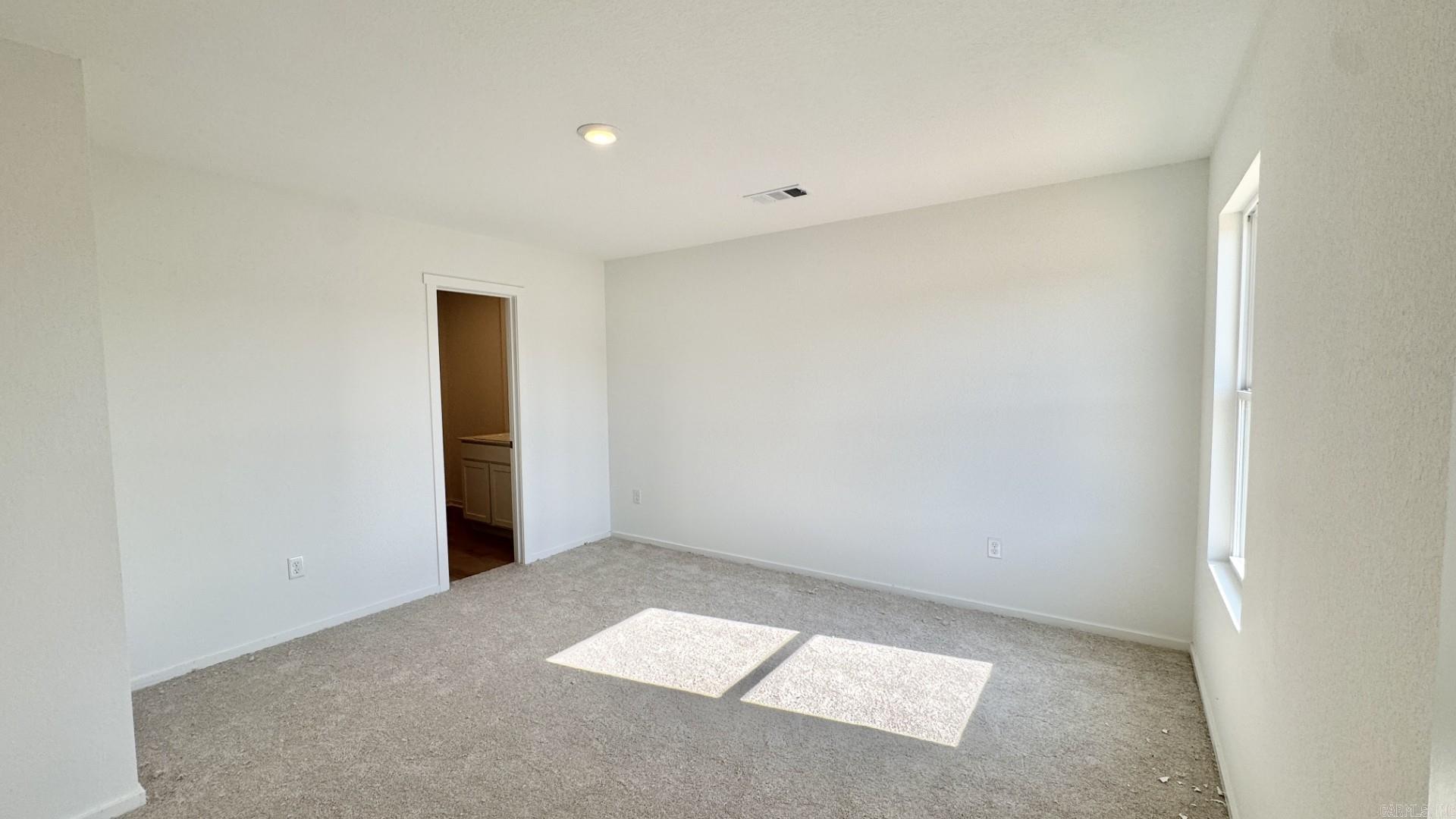 65 Farmhouse Loop Property Photo 5