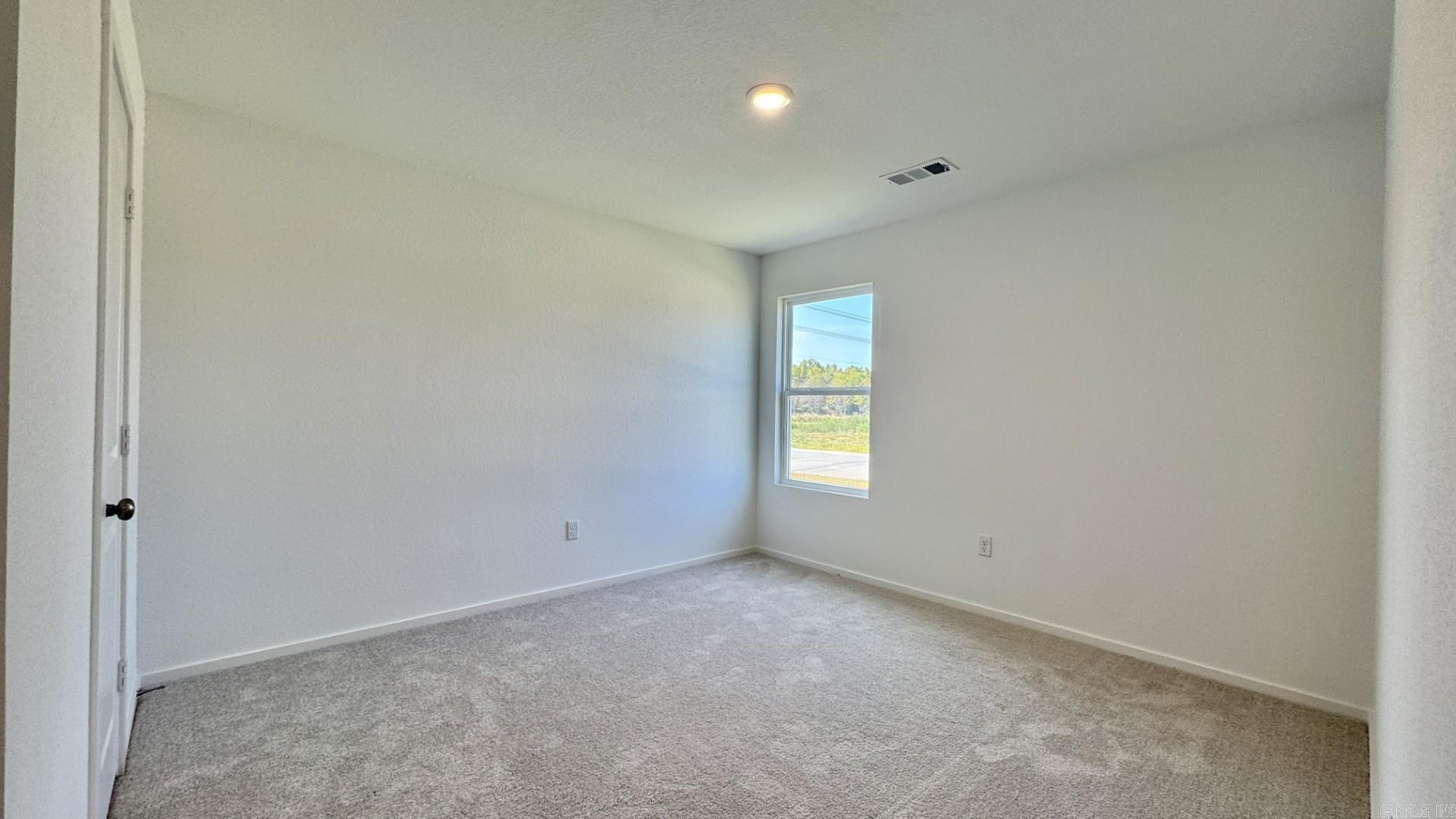 65 Farmhouse Loop Property Photo 8