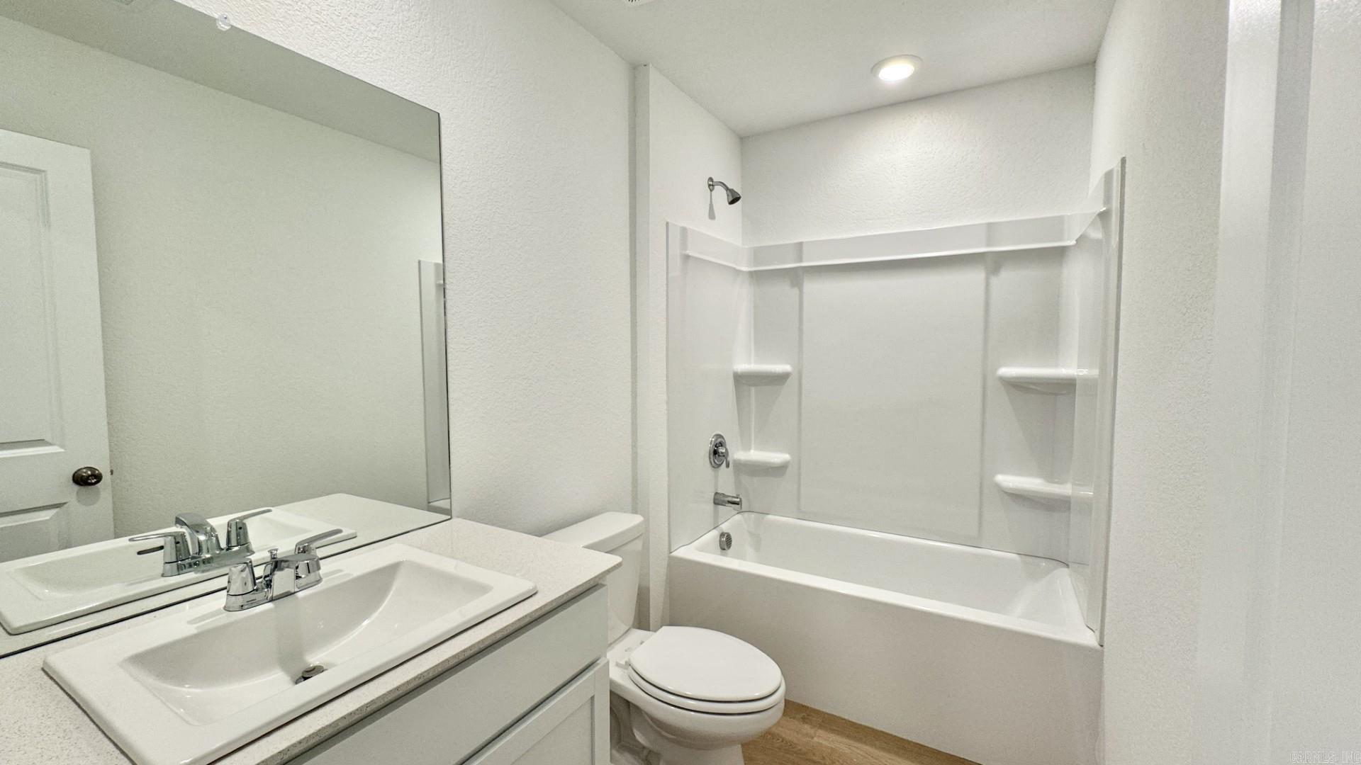 65 Farmhouse Loop Property Photo 9