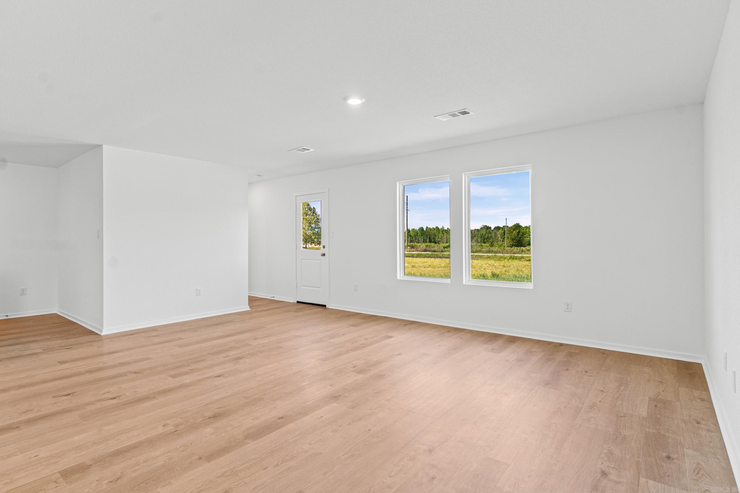 65 Farmhouse Loop Property Photo 9
