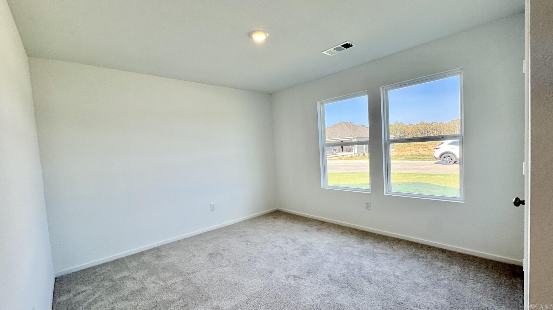 65 Farmhouse Loop Property Photo 10