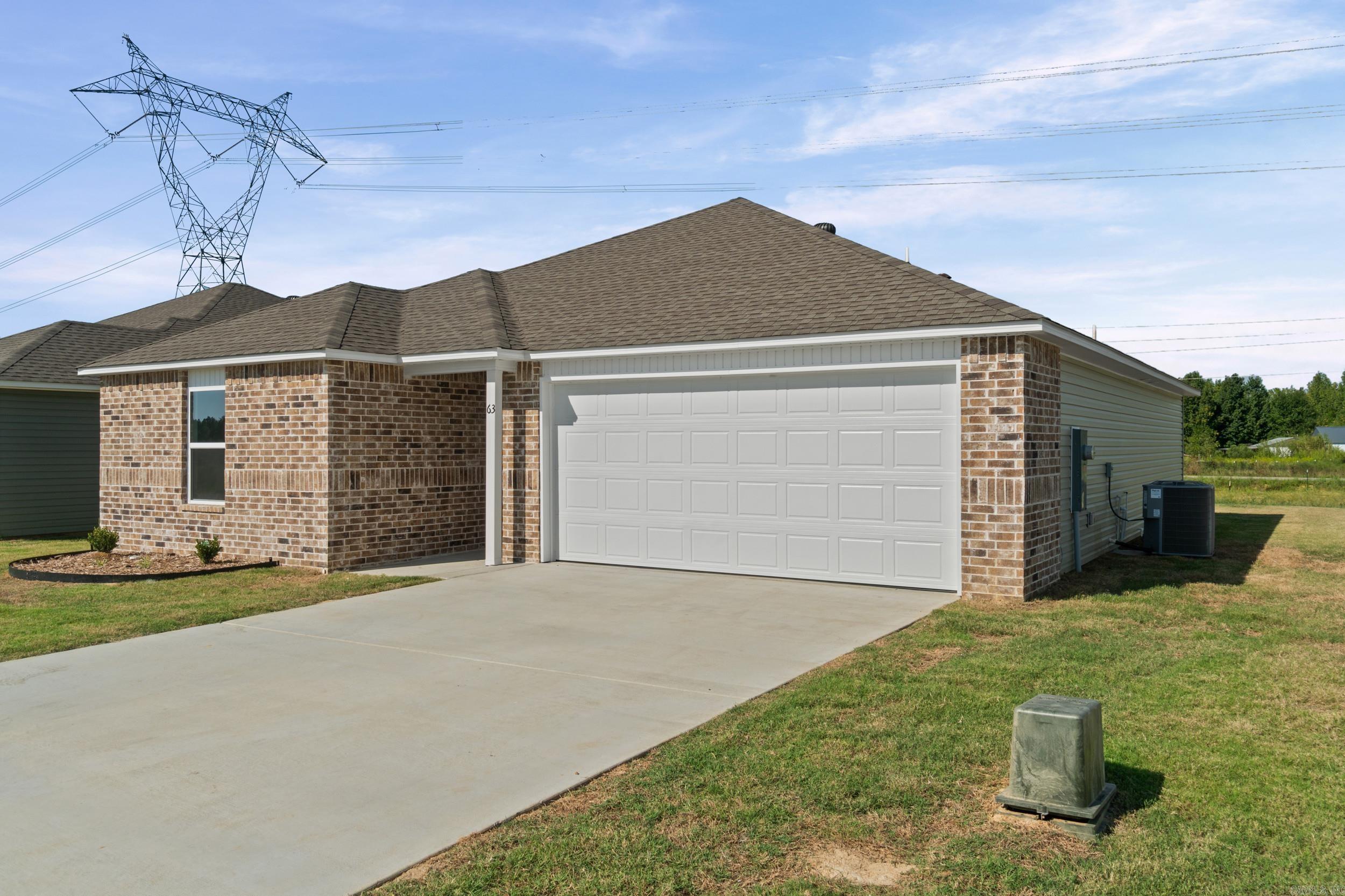 63 Farmhouse Loop Property Photo 4