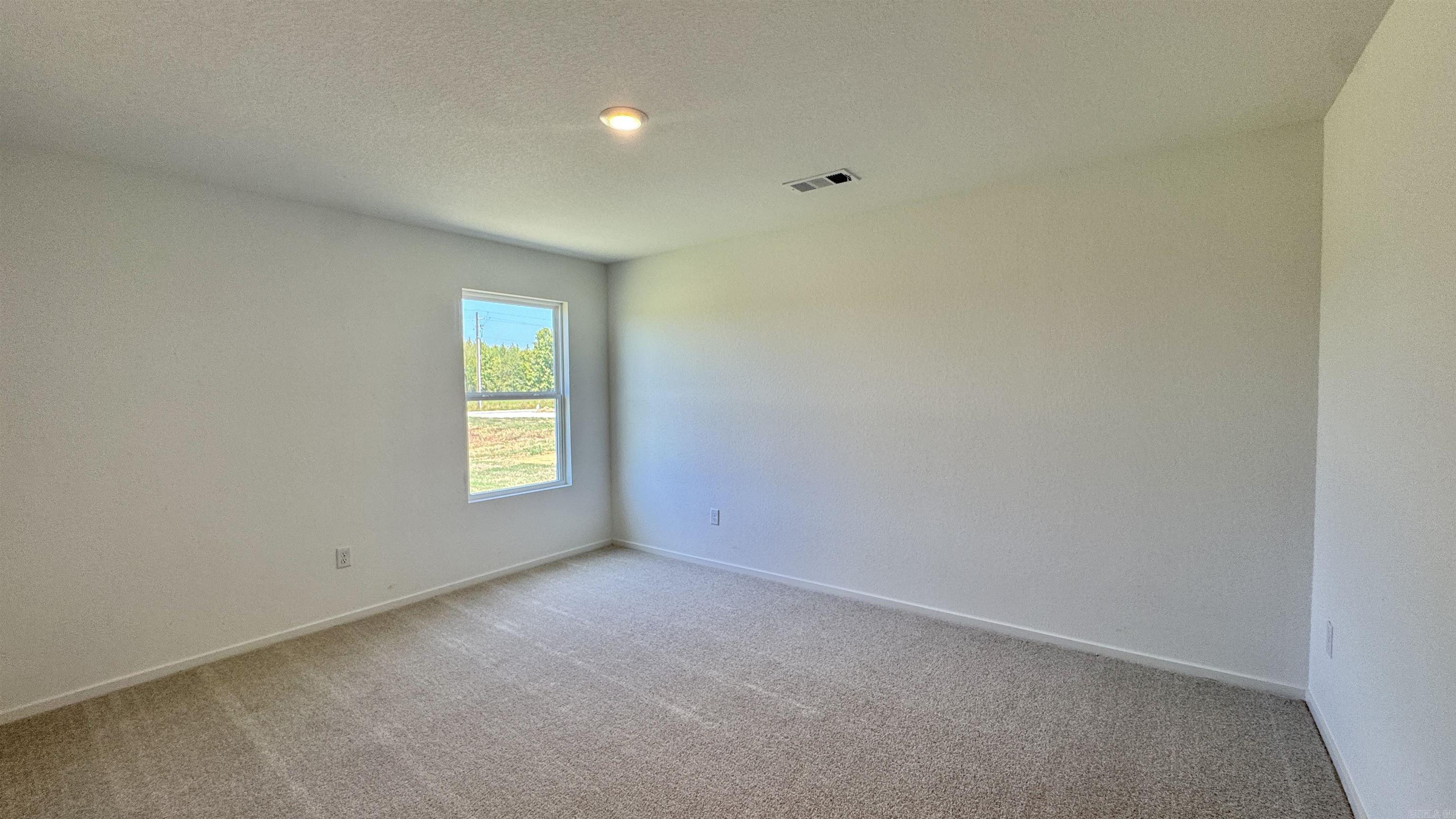 63 Farmhouse Loop Property Photo 5