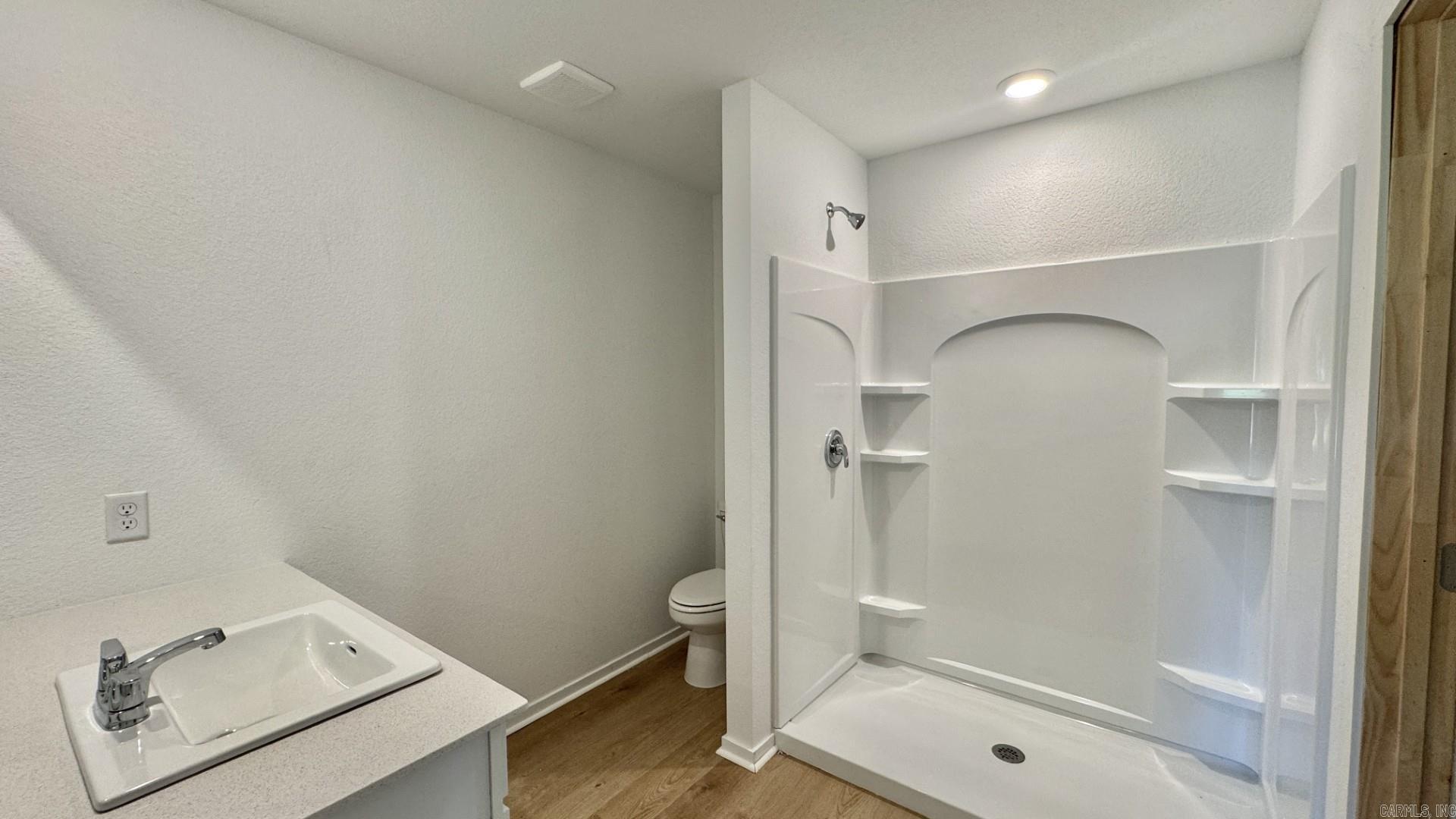 63 Farmhouse Loop Property Photo 6