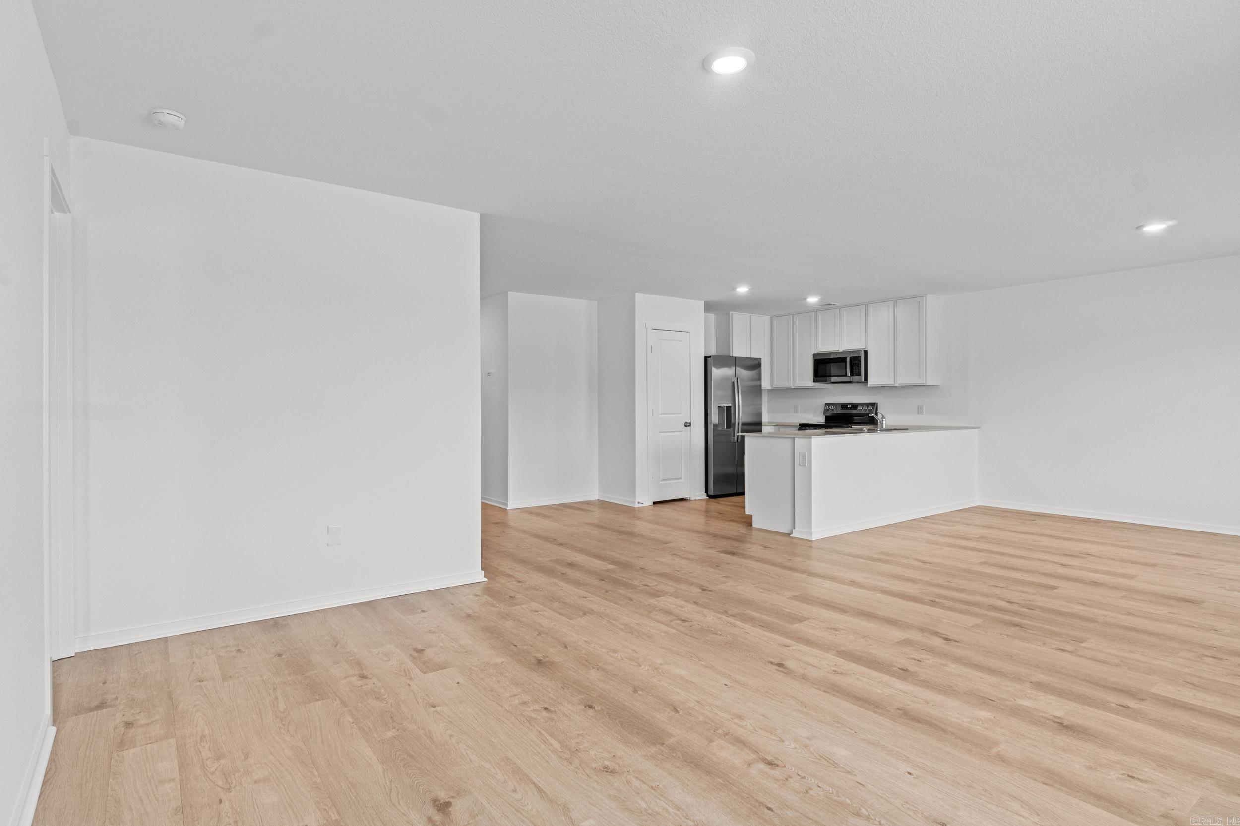 63 Farmhouse Loop Property Photo 8