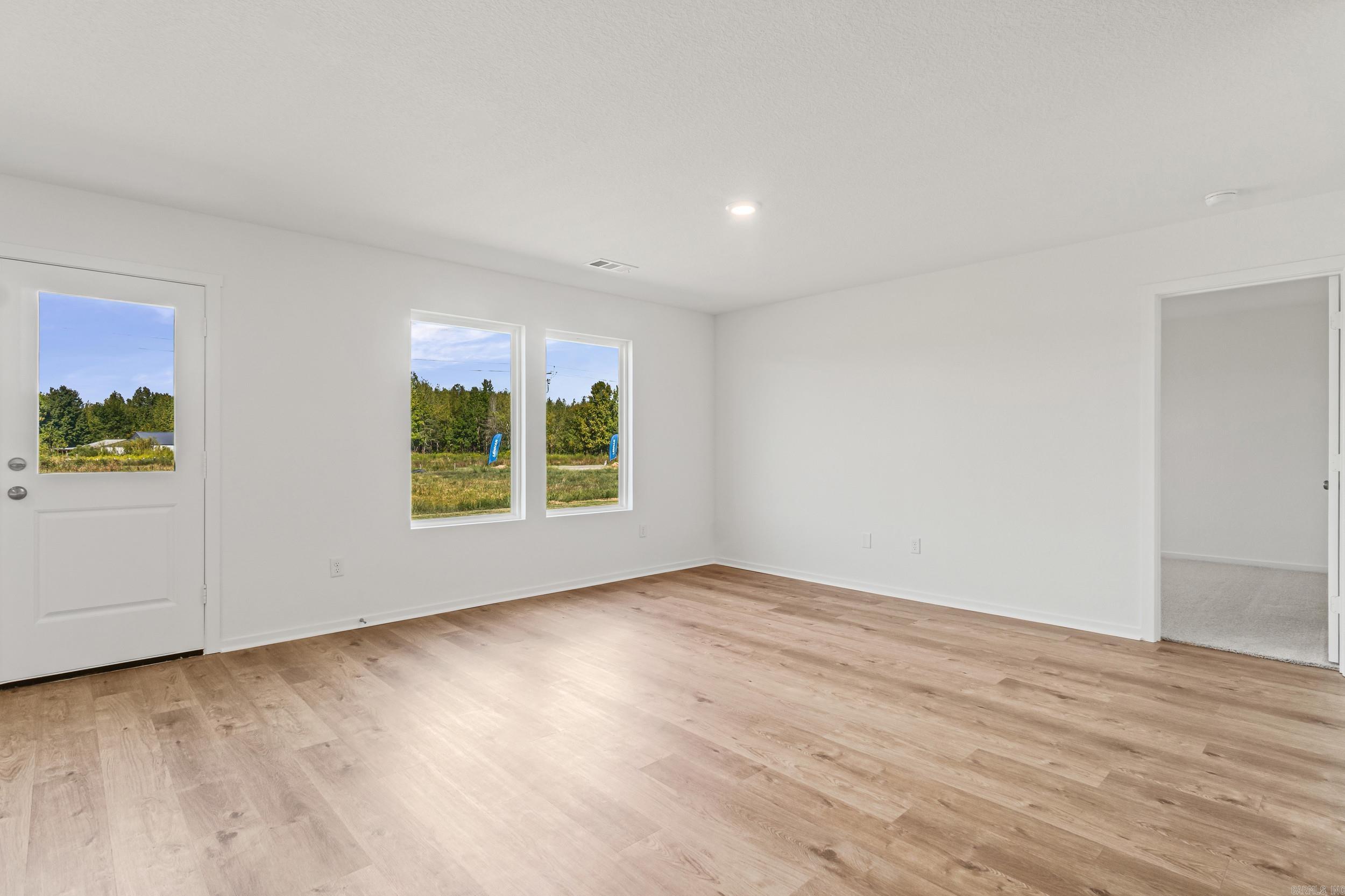 63 Farmhouse Loop Property Photo 10