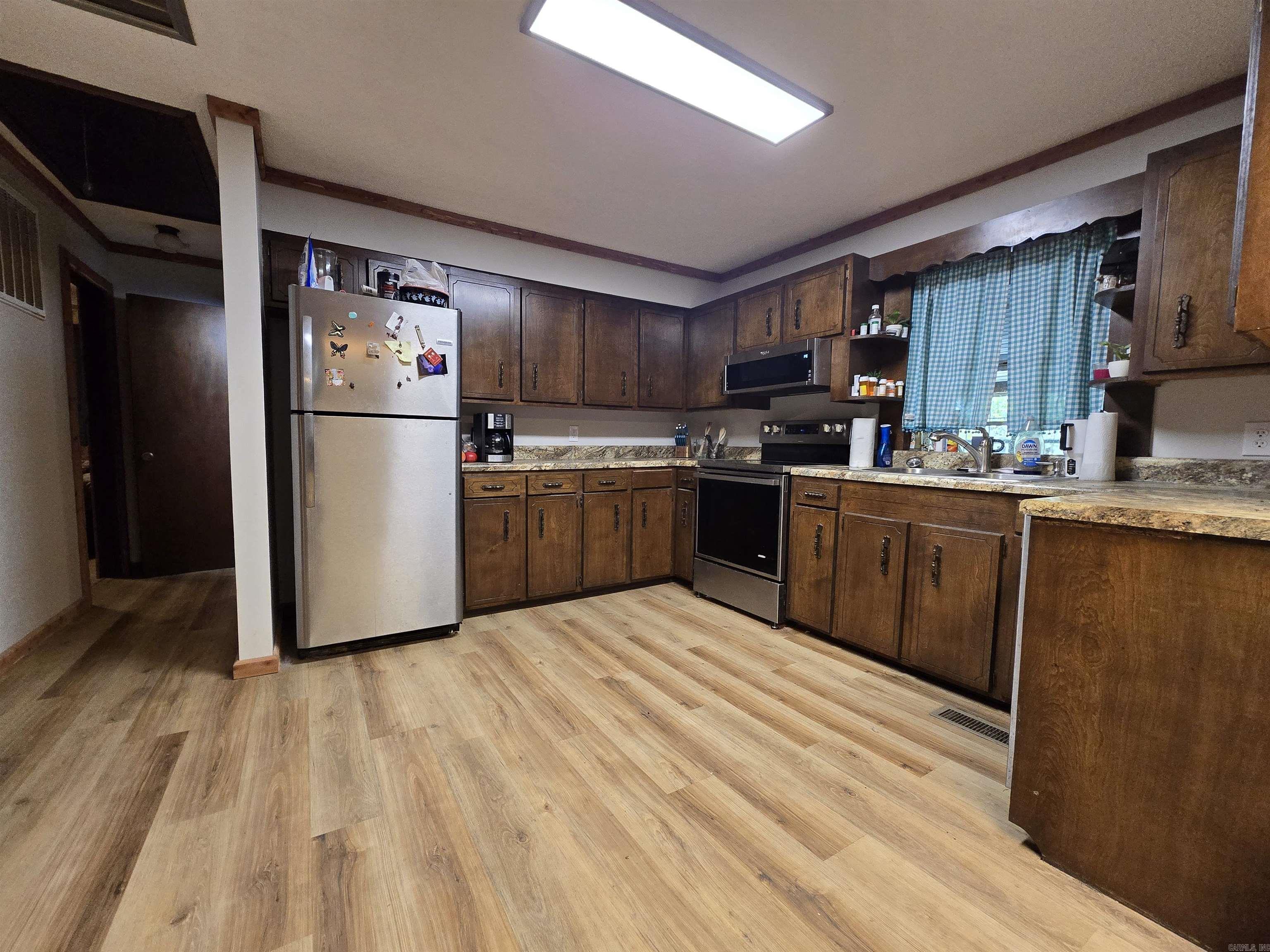 485 & 497 Cr 176 Property Photo 2