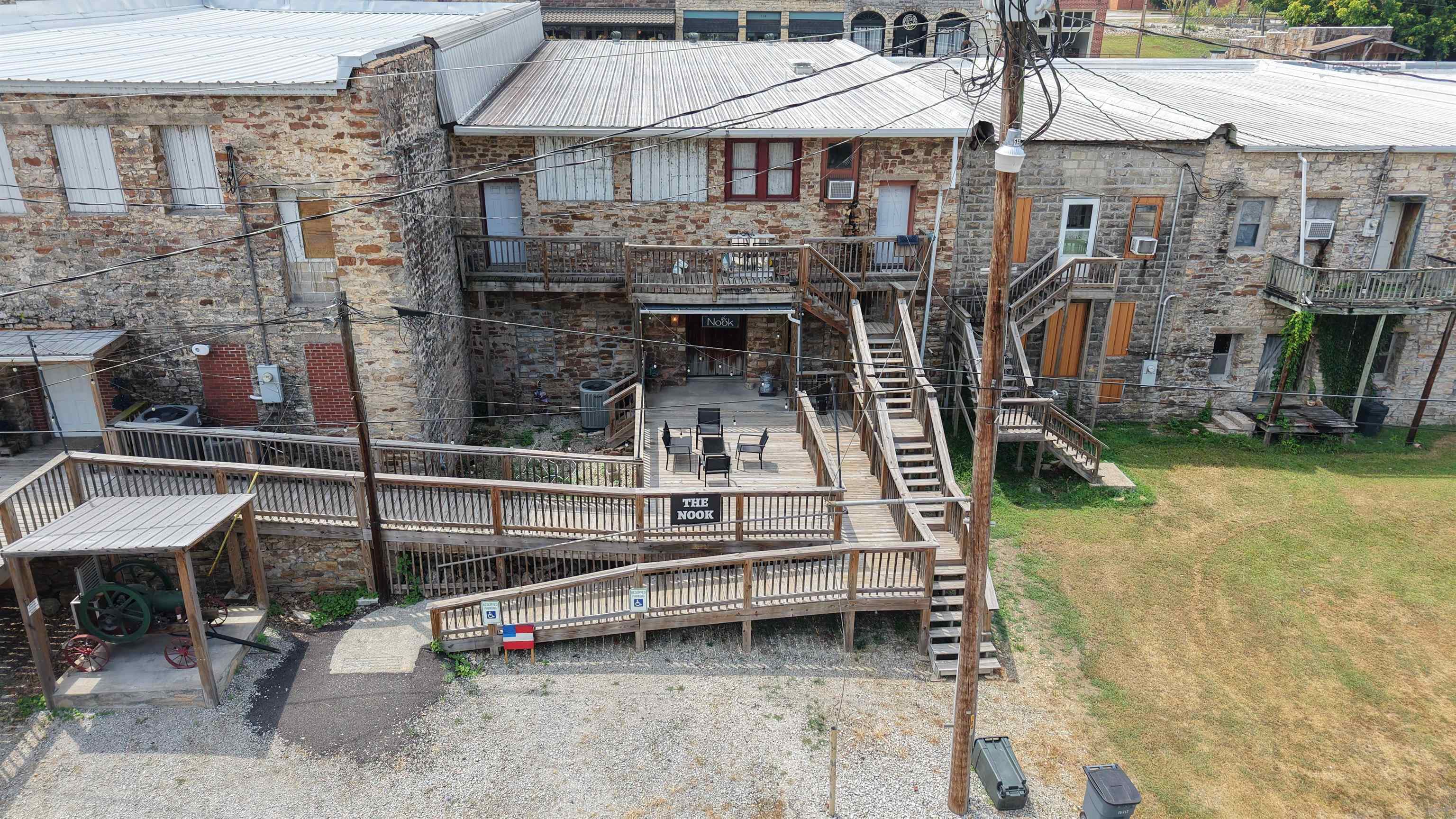 115 Main Street Property Photo 11