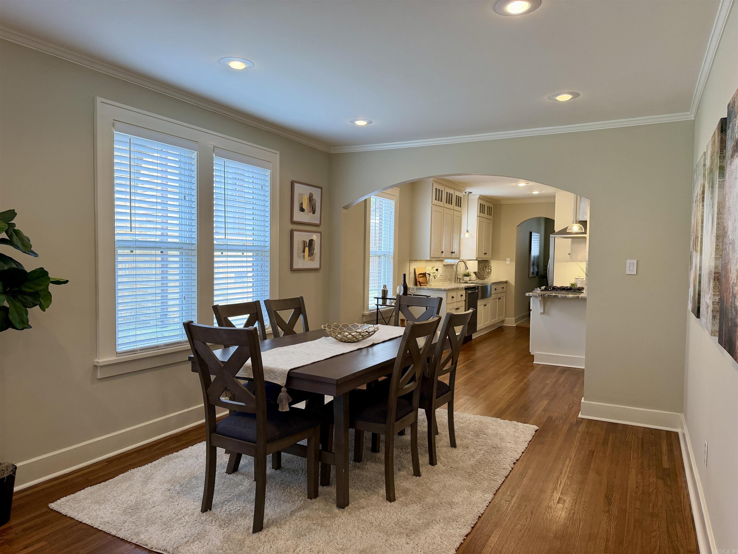 107 N Pine Street Property Photo 6