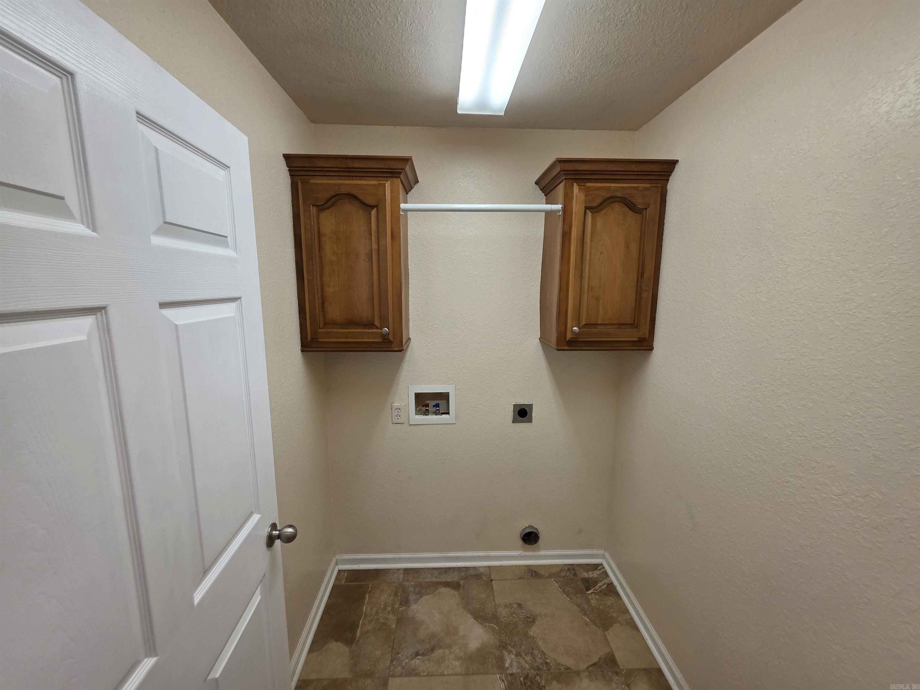 2903 Cambridge Drive Property Photo 14