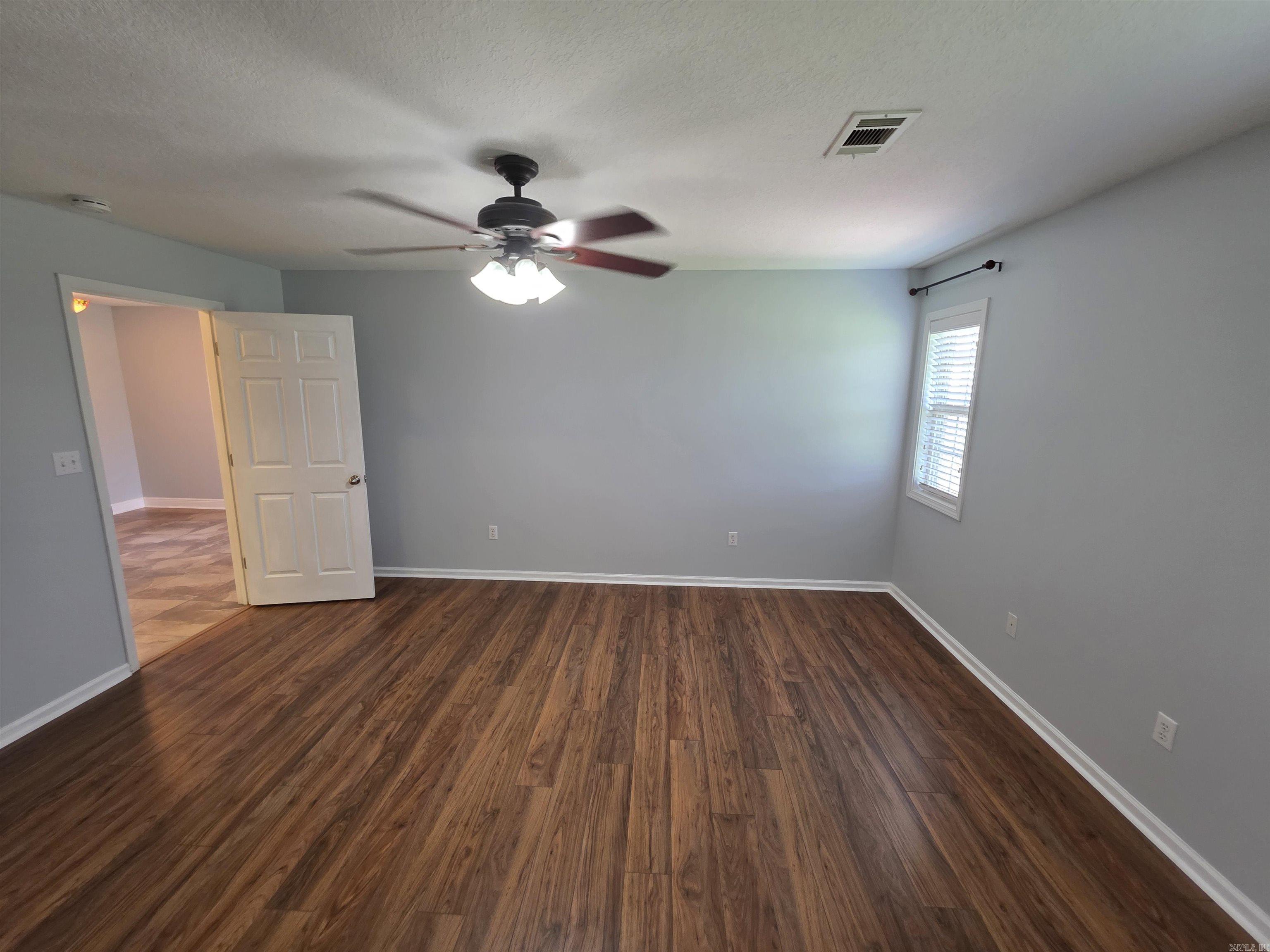 2903 Cambridge Drive Property Photo 18