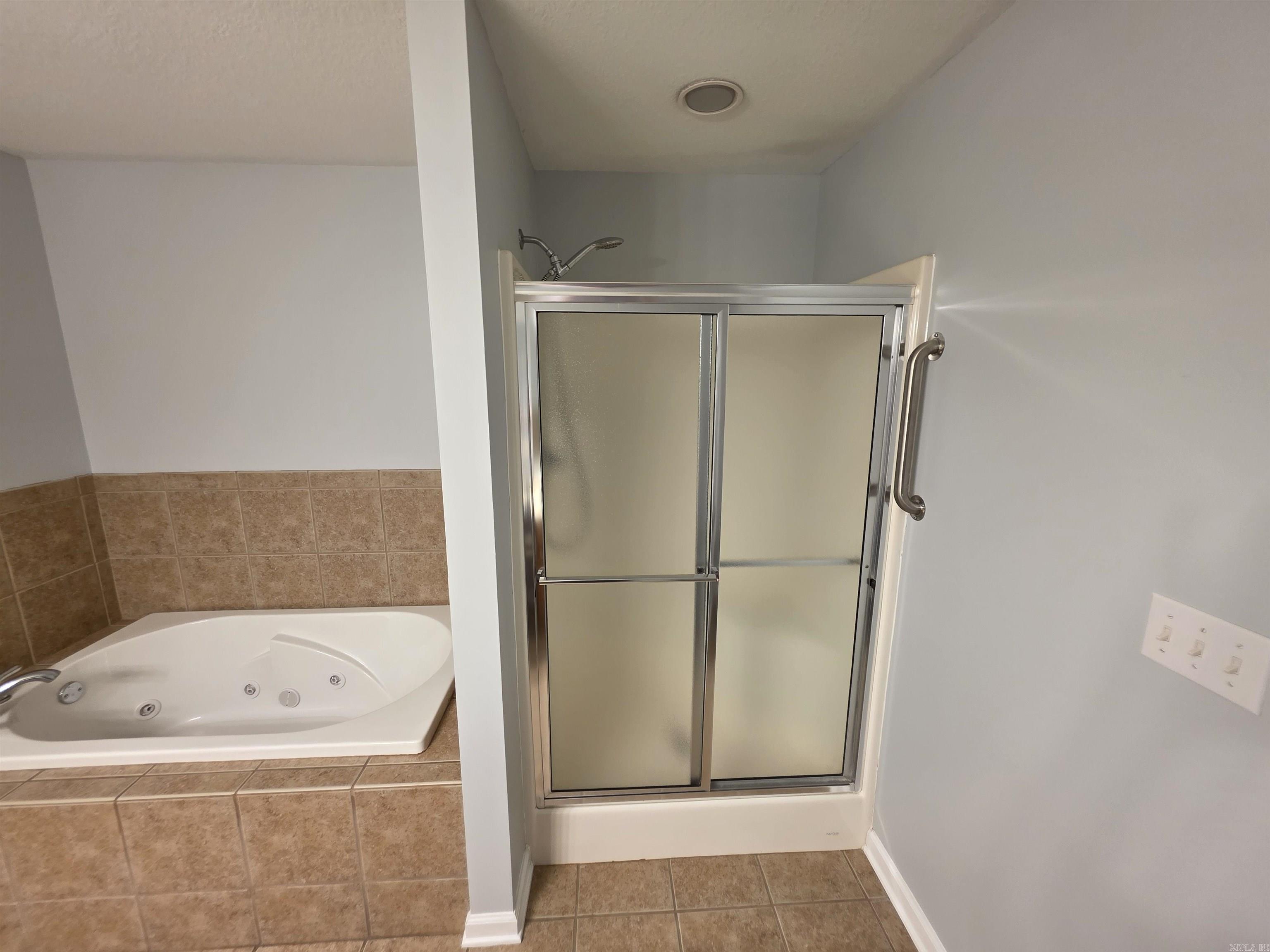 2903 Cambridge Drive Property Photo 21