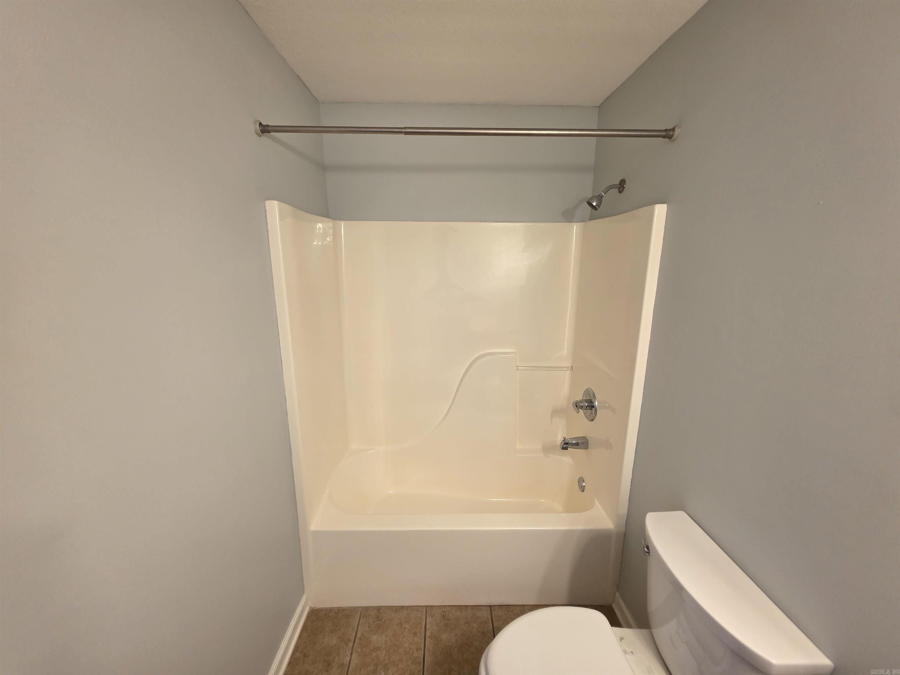 2903 Cambridge Drive Property Photo 27