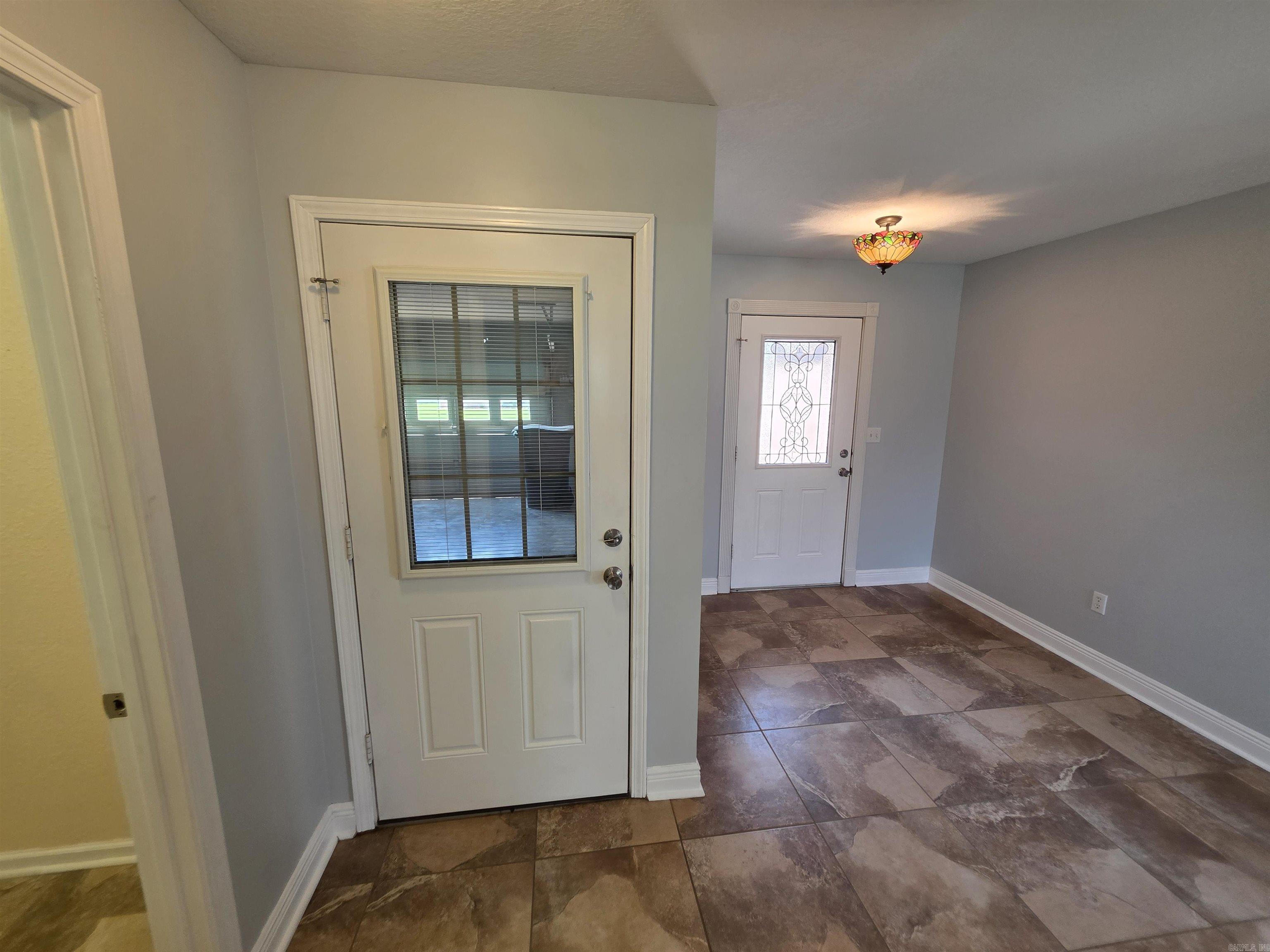 2903 Cambridge Drive Property Photo 35