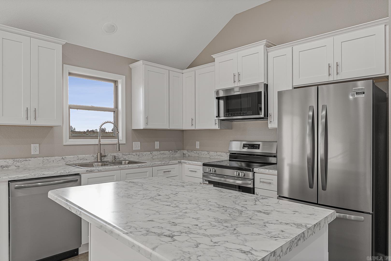 1005 Sixth Property Photo 14