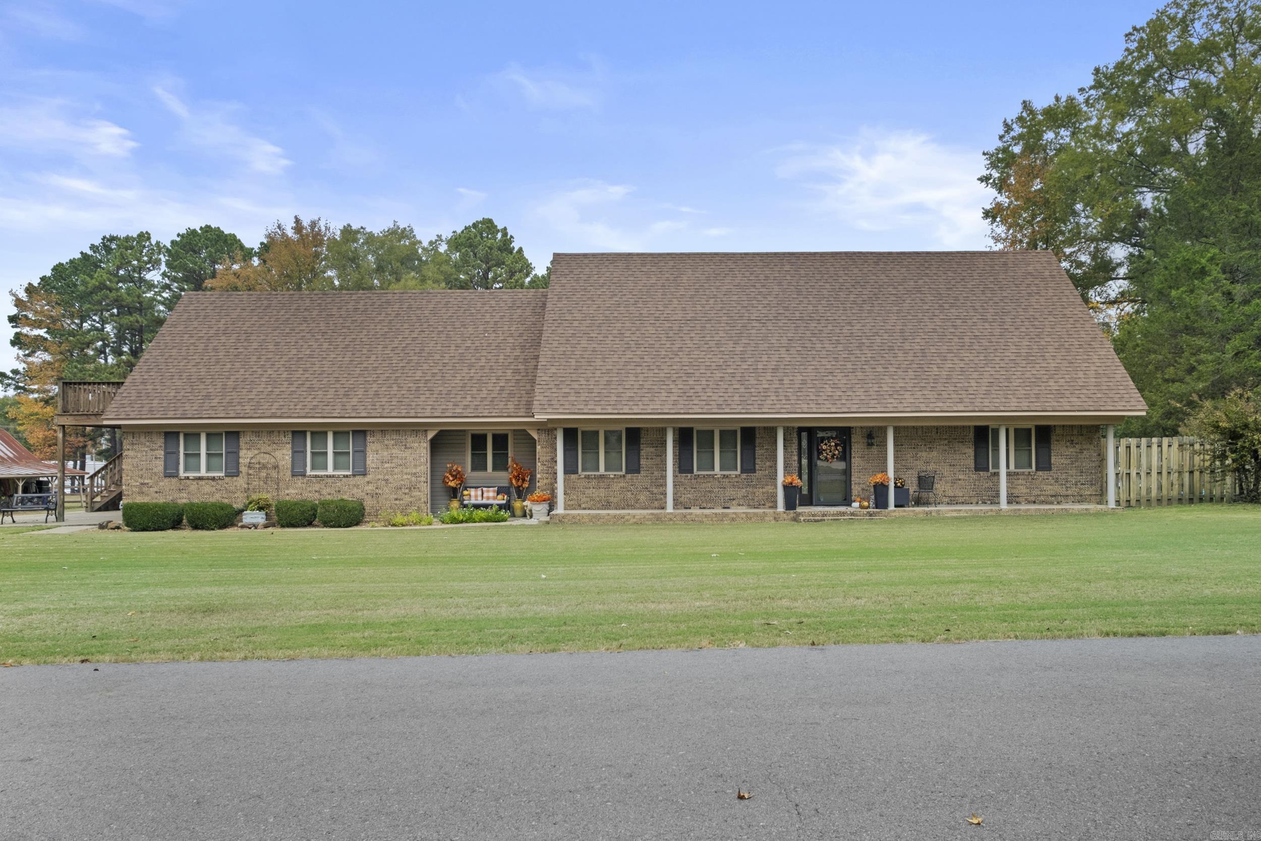 42 Pine Terrace Drive Property Photo 2