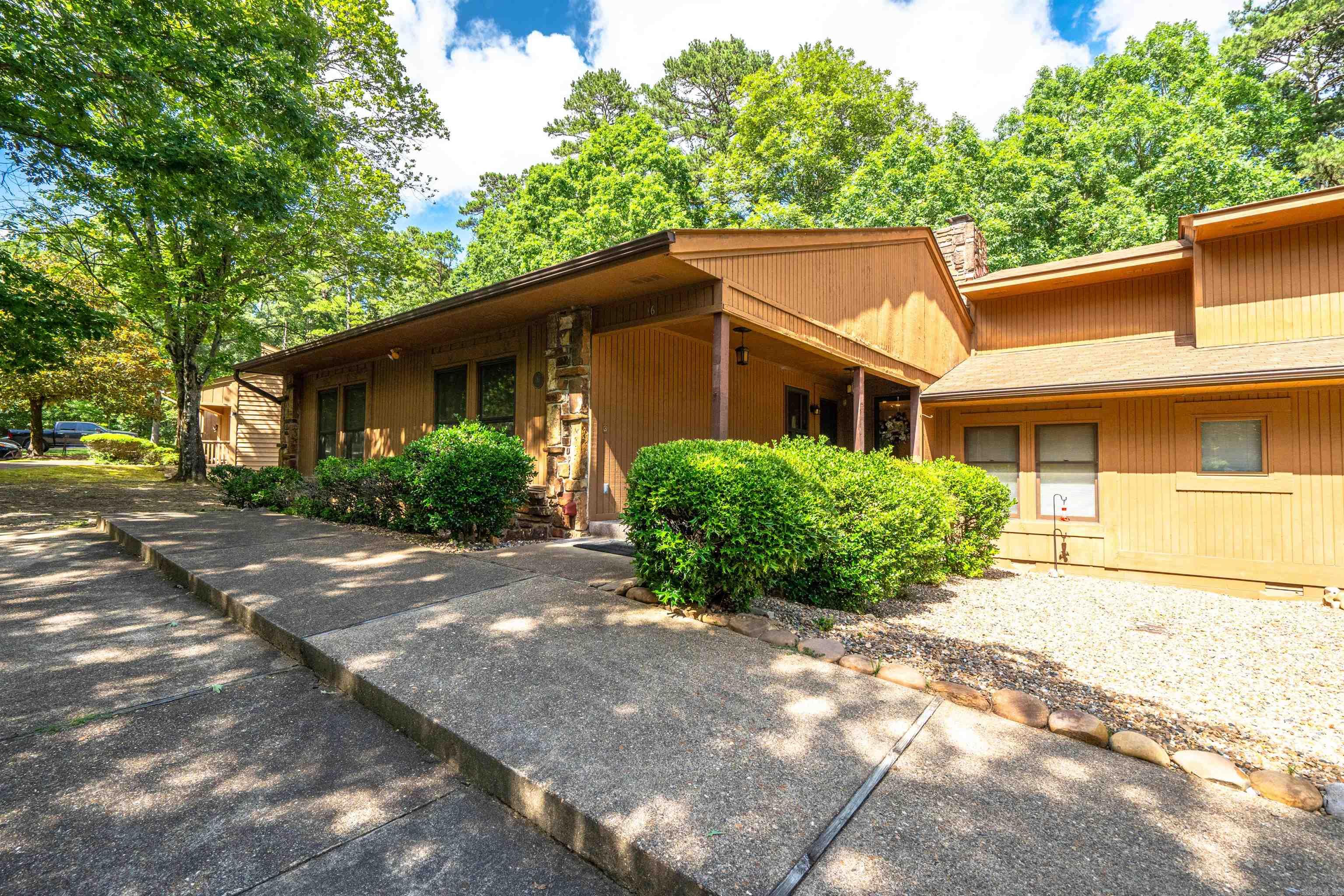 16 Reddina Lane Property Photo 1