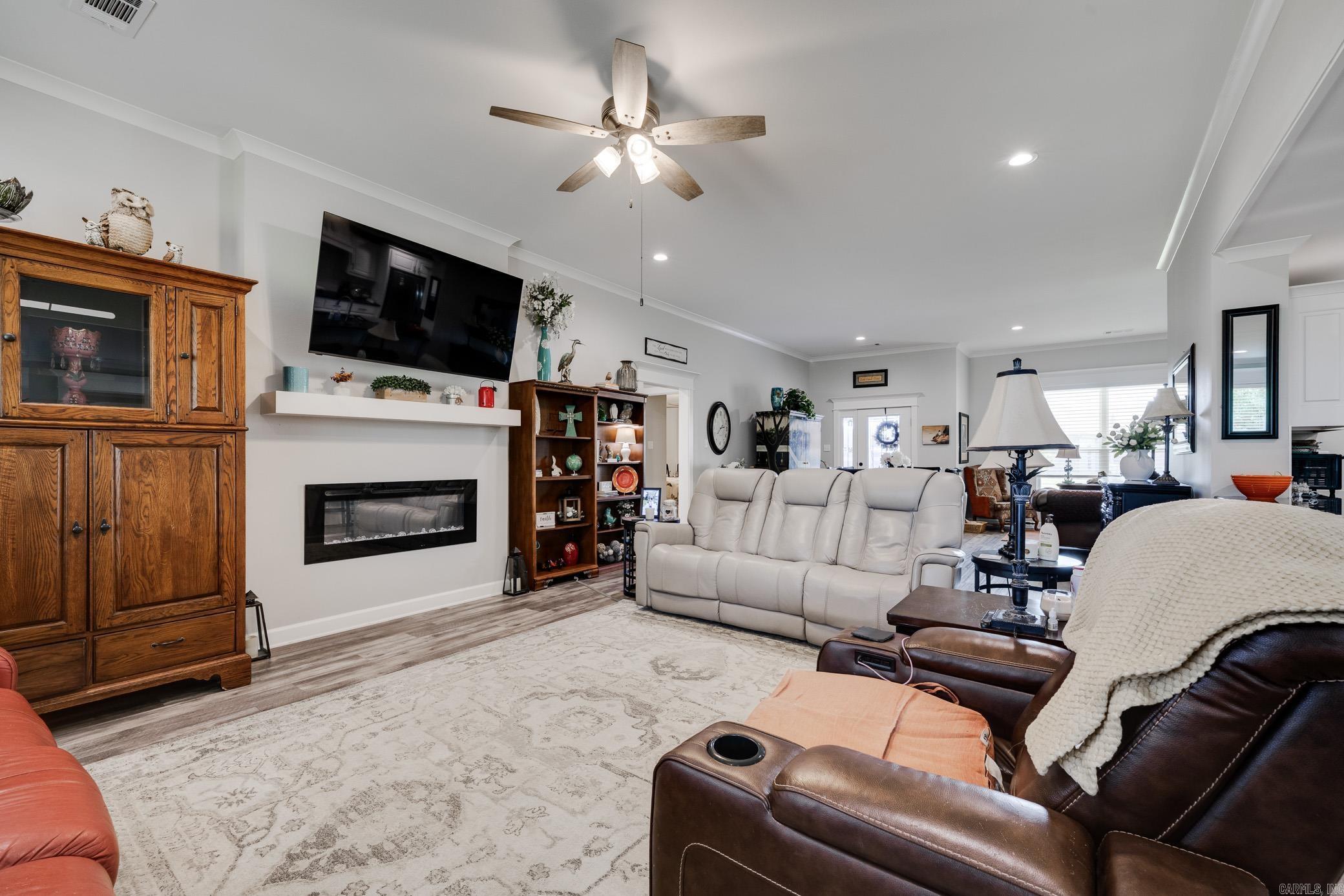 5601 Rope Trail Property Photo 6