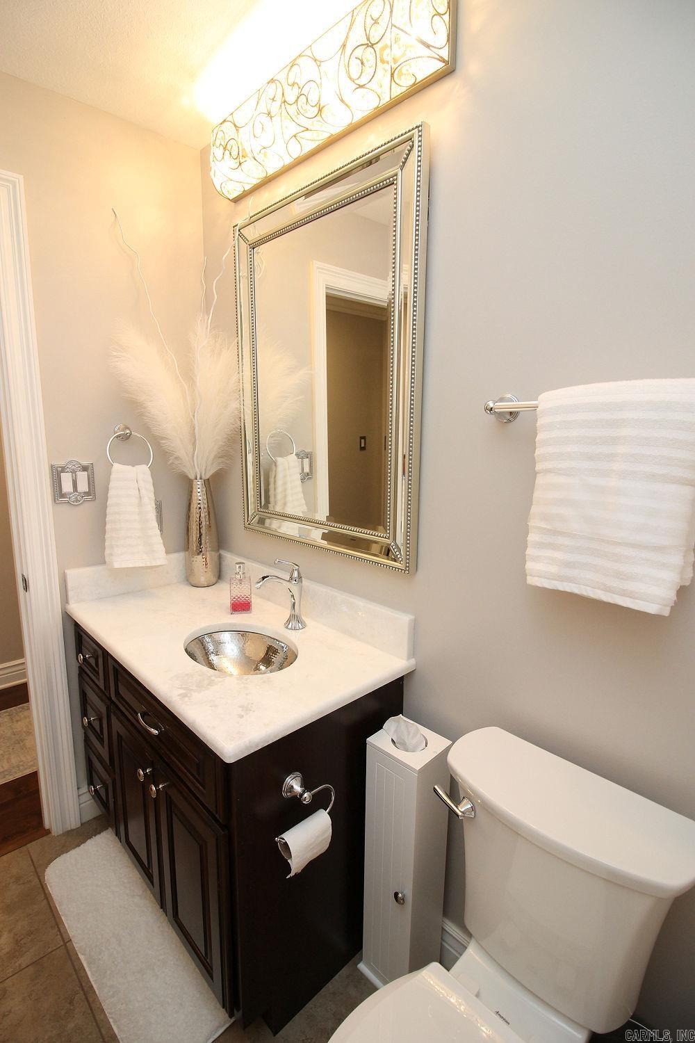 4303 Phillips Dr. Property Photo 29