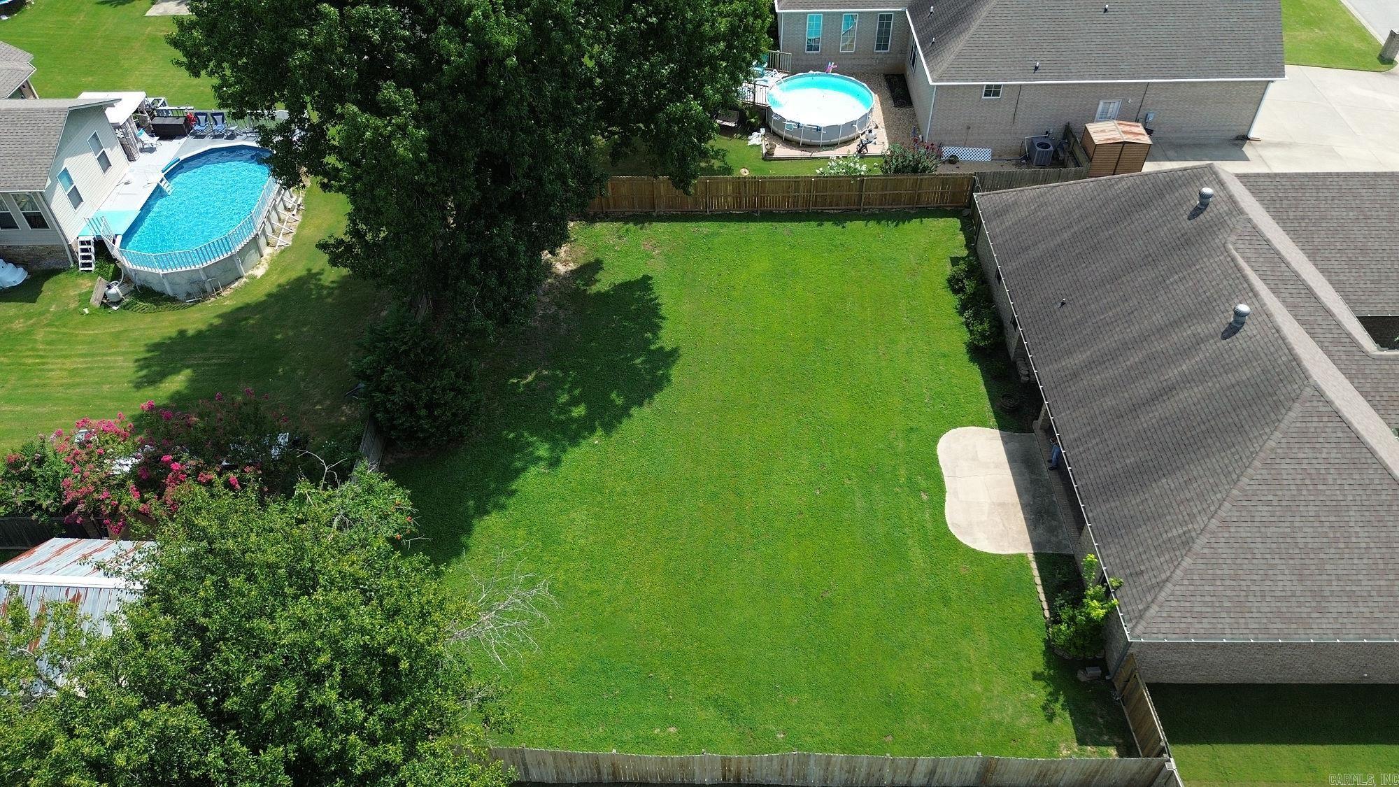 4303 Phillips Dr. Property Photo 37
