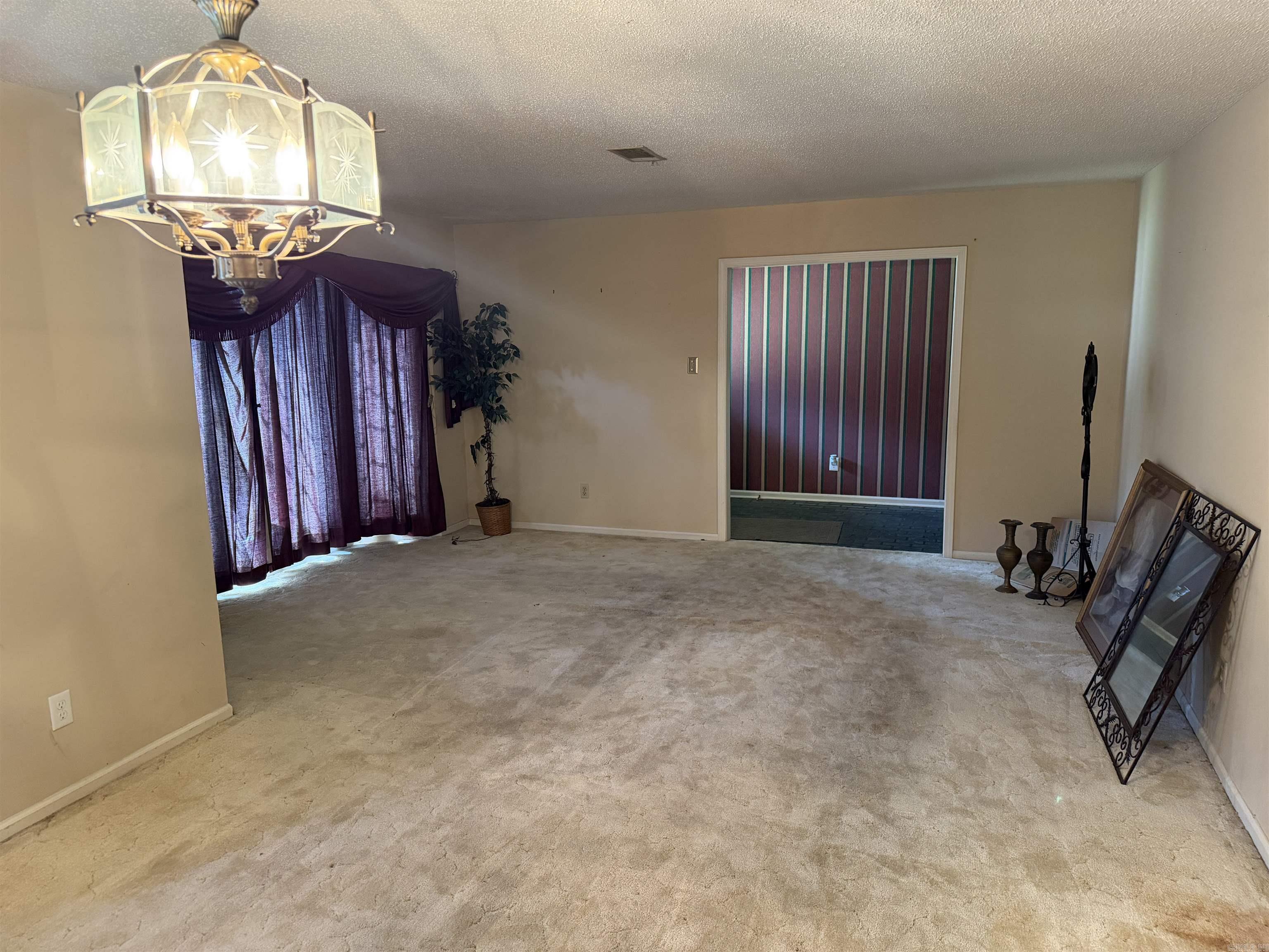 2109 Monticello Court Property Photo 10