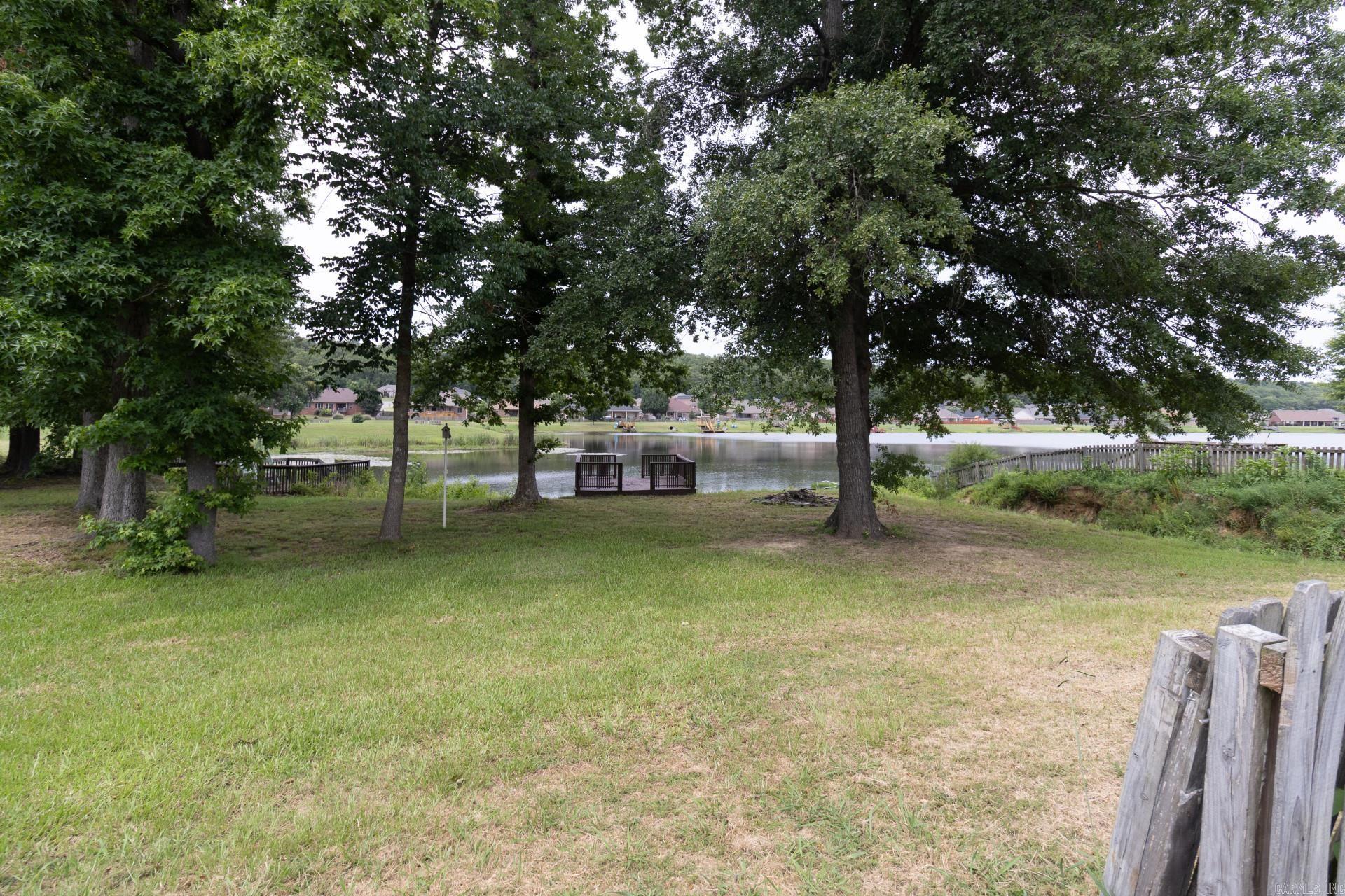 16 Lakeview Lane Property Photo 2