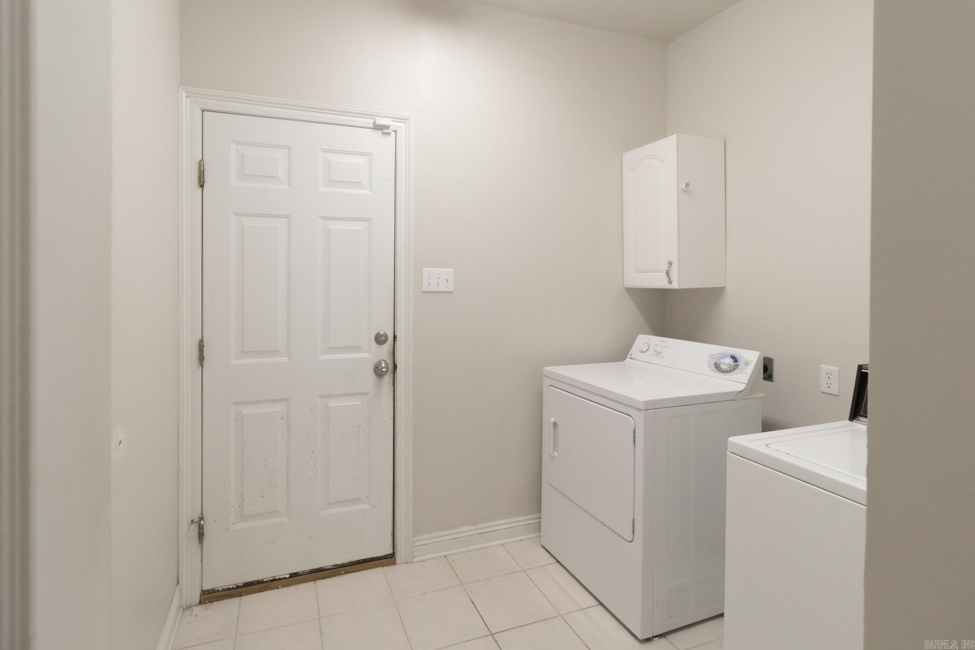 16 Lakeview Lane Property Photo 19
