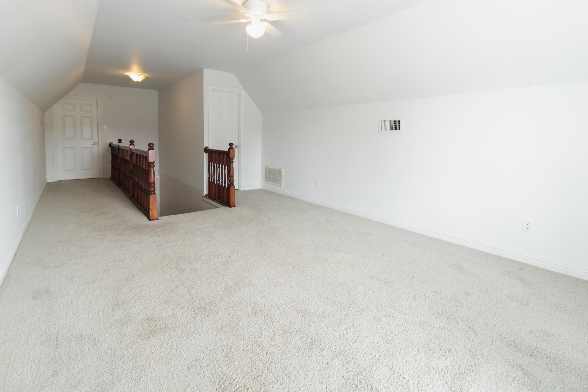 16 Lakeview Lane Property Photo 21