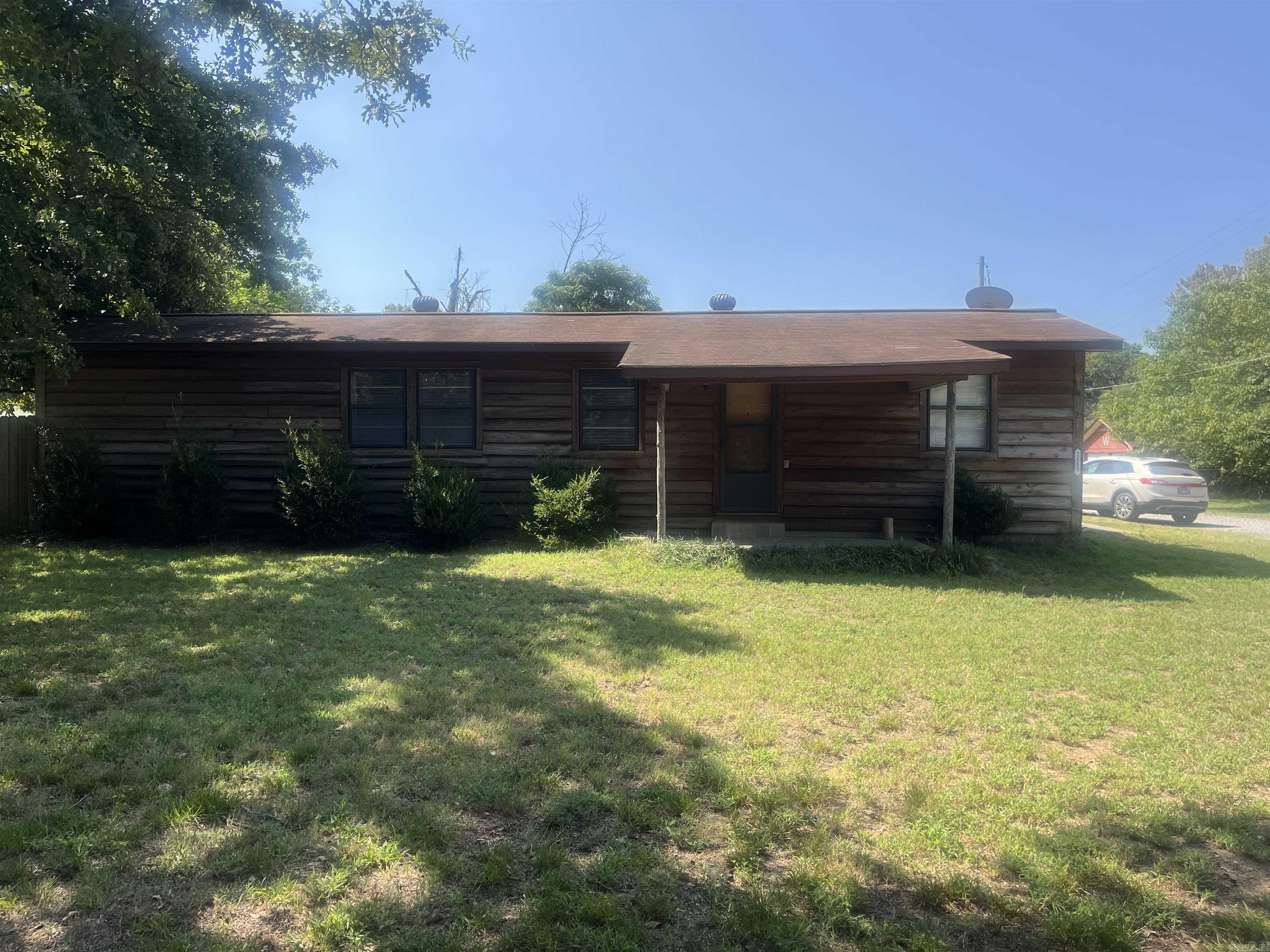 2115 W Bingham Property Photo 1