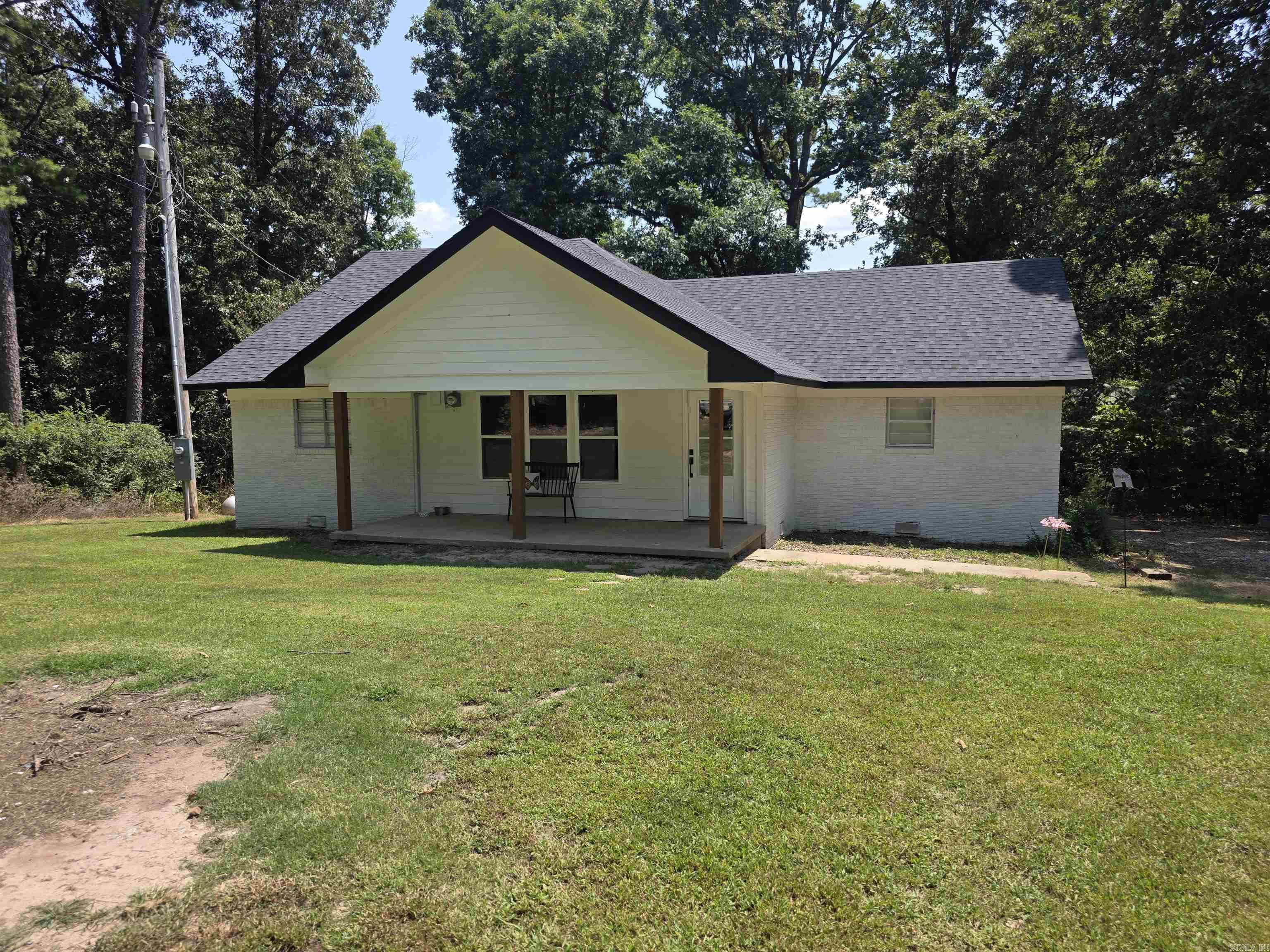 486 Greene 747 Road Property Photo 1