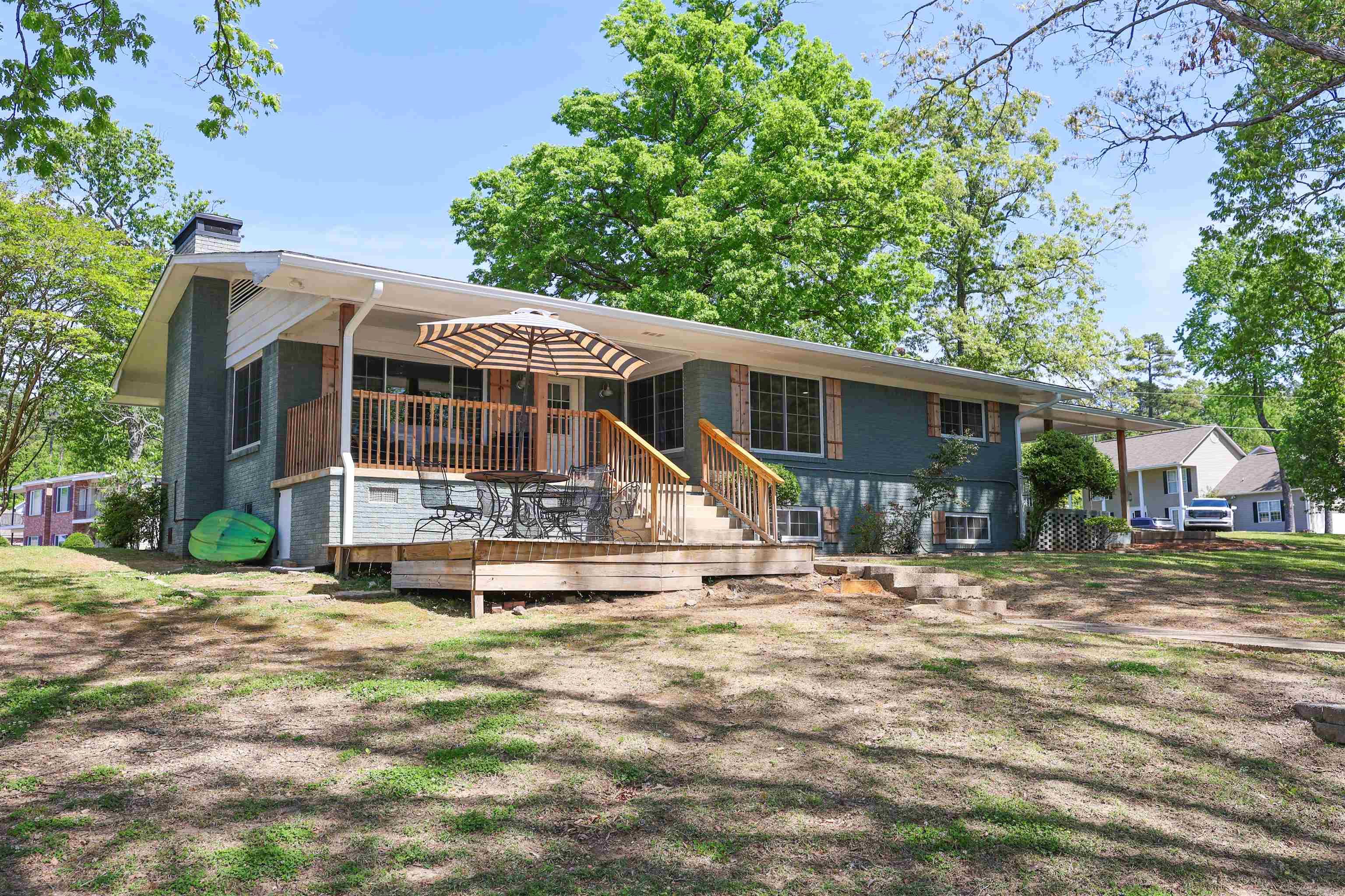 189 Bayshore Cove Property Photo 1