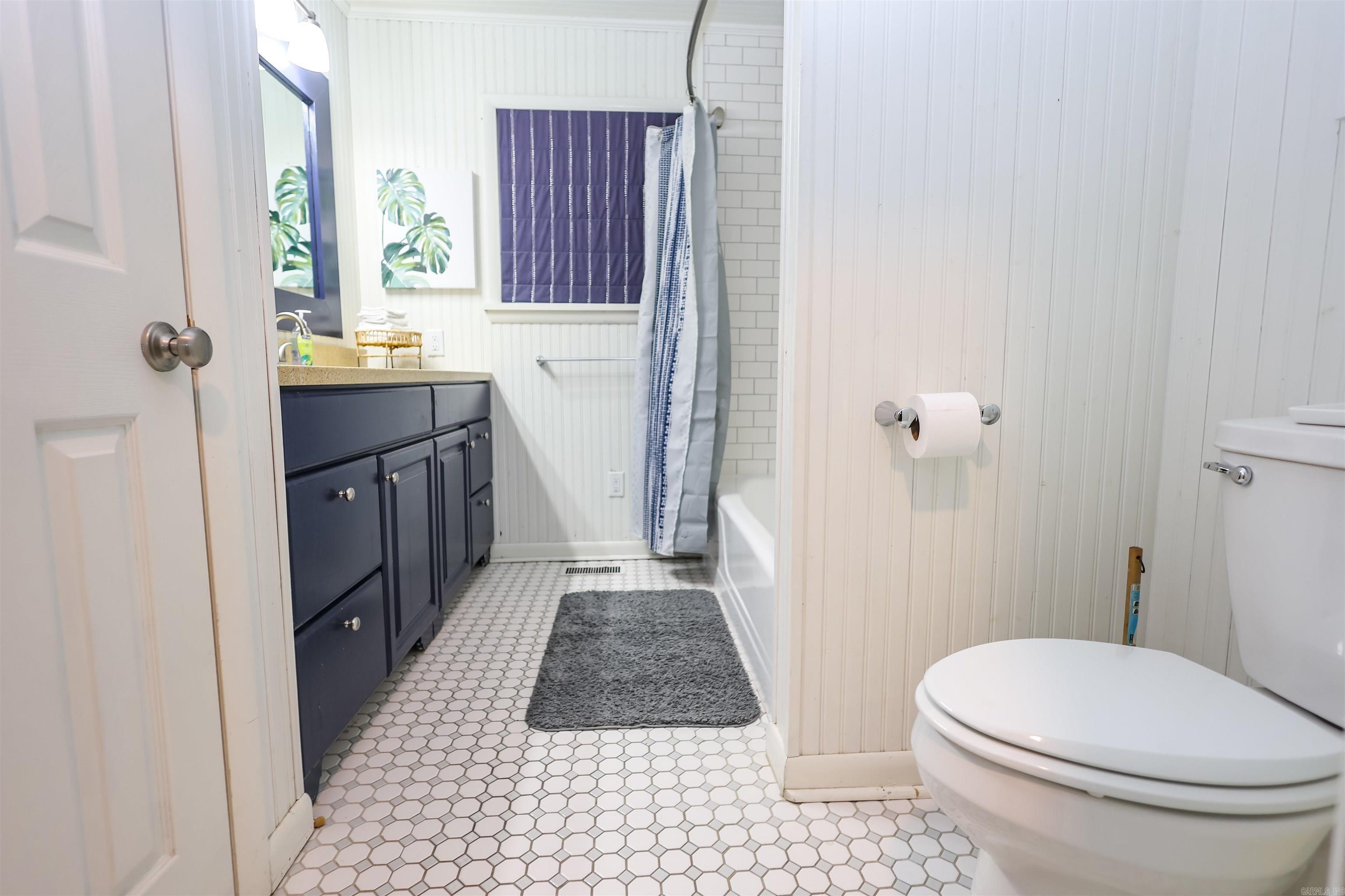 189 Bayshore Cove Property Photo 16