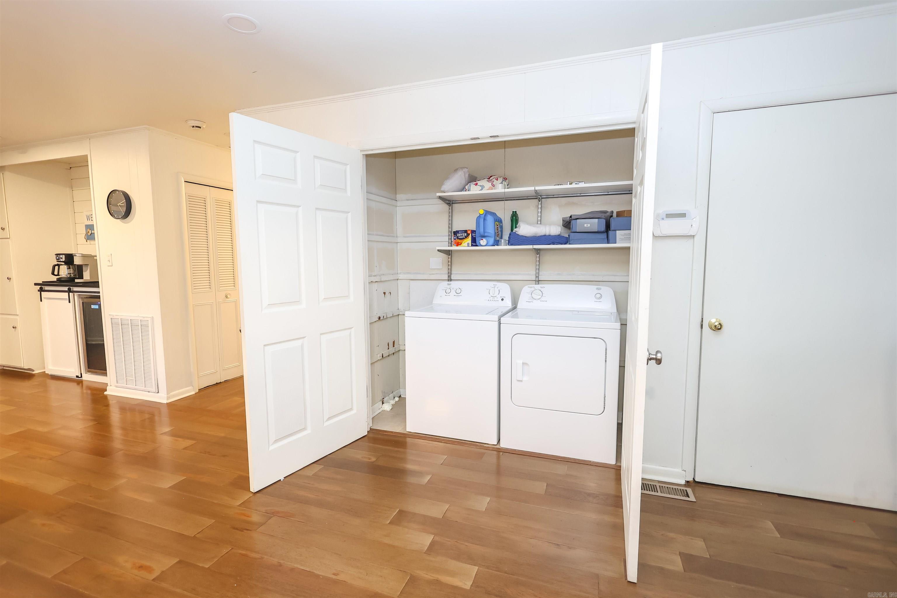 189 Bayshore Cove Property Photo 20