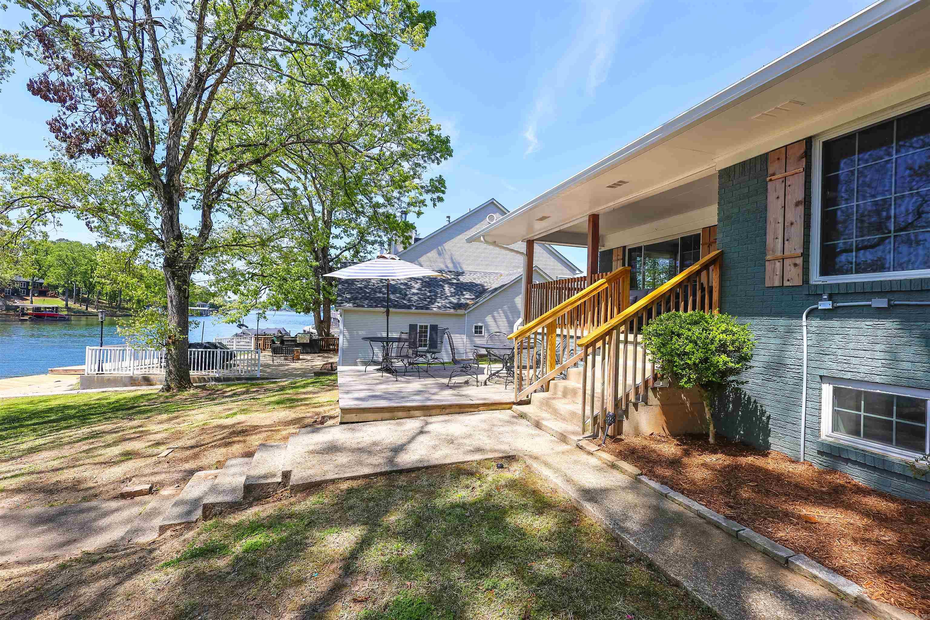 189 Bayshore Cove Property Photo 31