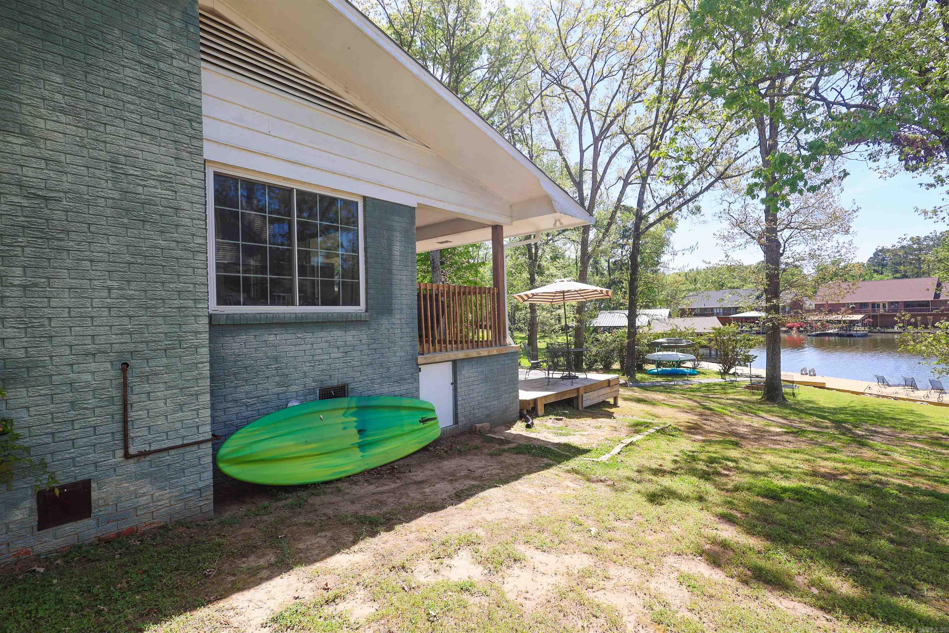189 Bayshore Cove Property Photo 39