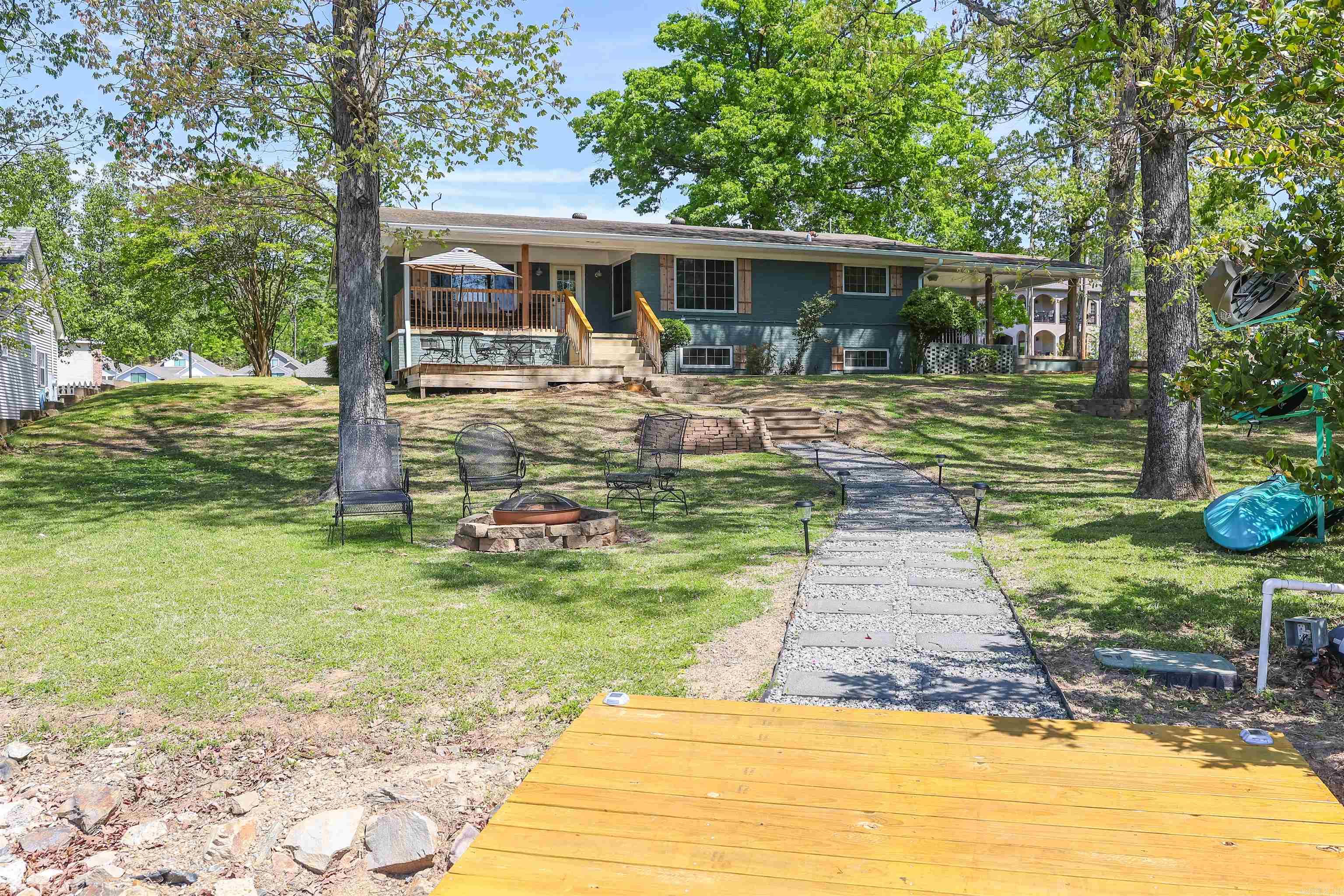 189 Bayshore Cove Property Photo 42