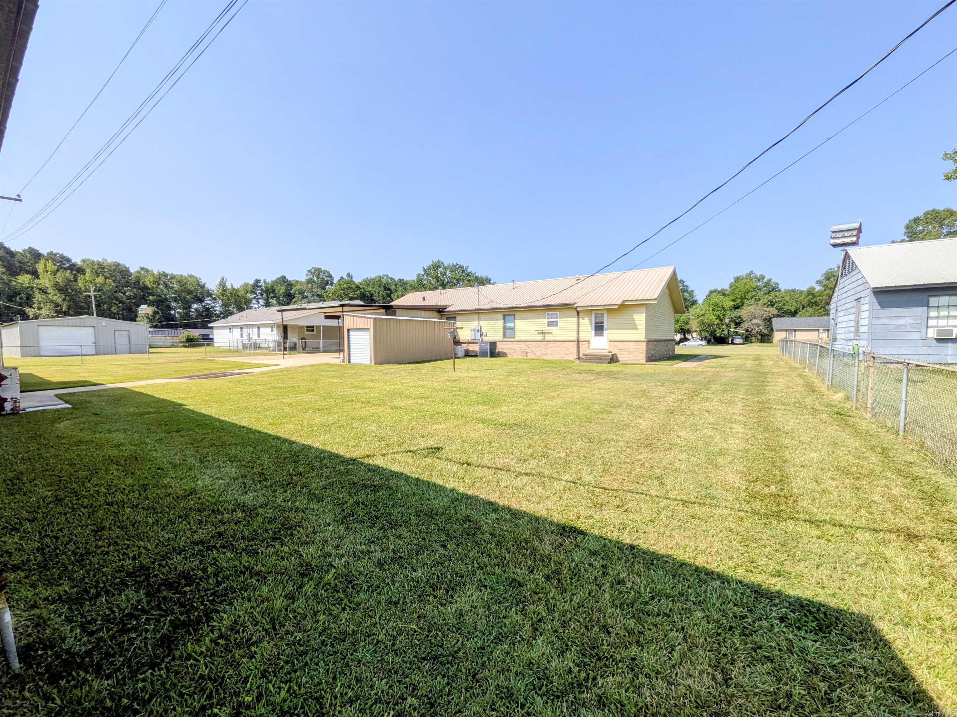 228 Ingram Property Photo 3