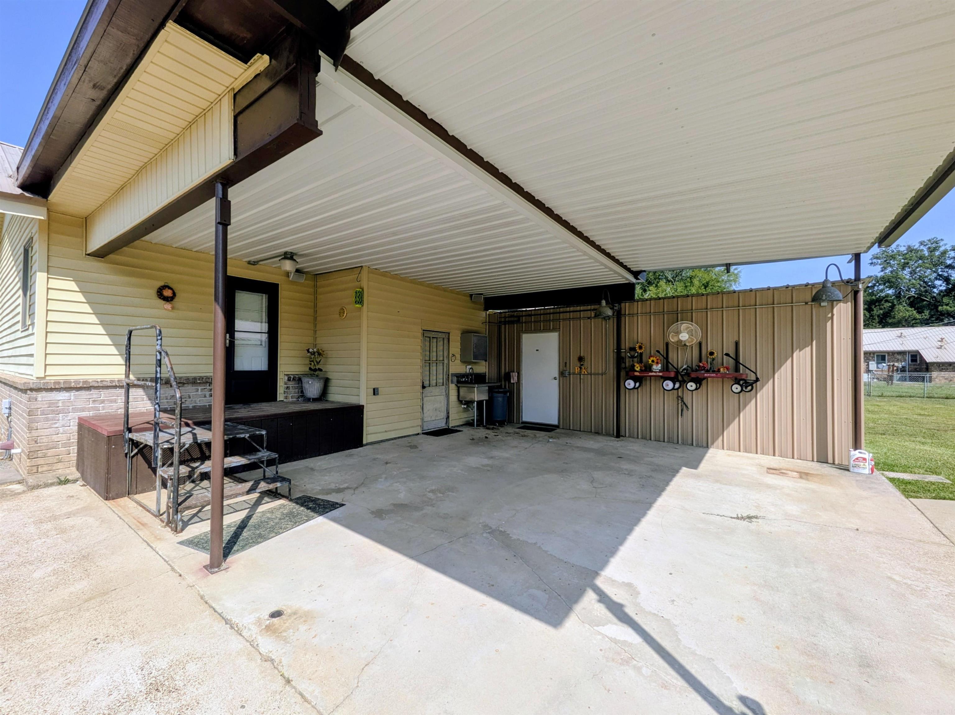 228 Ingram Property Photo 20