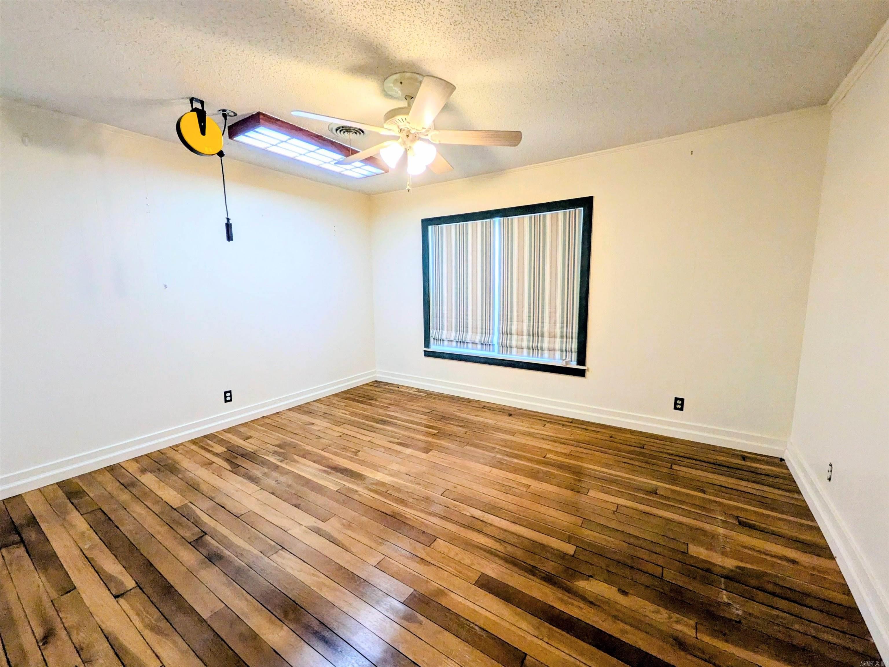 228 Ingram Property Photo 33