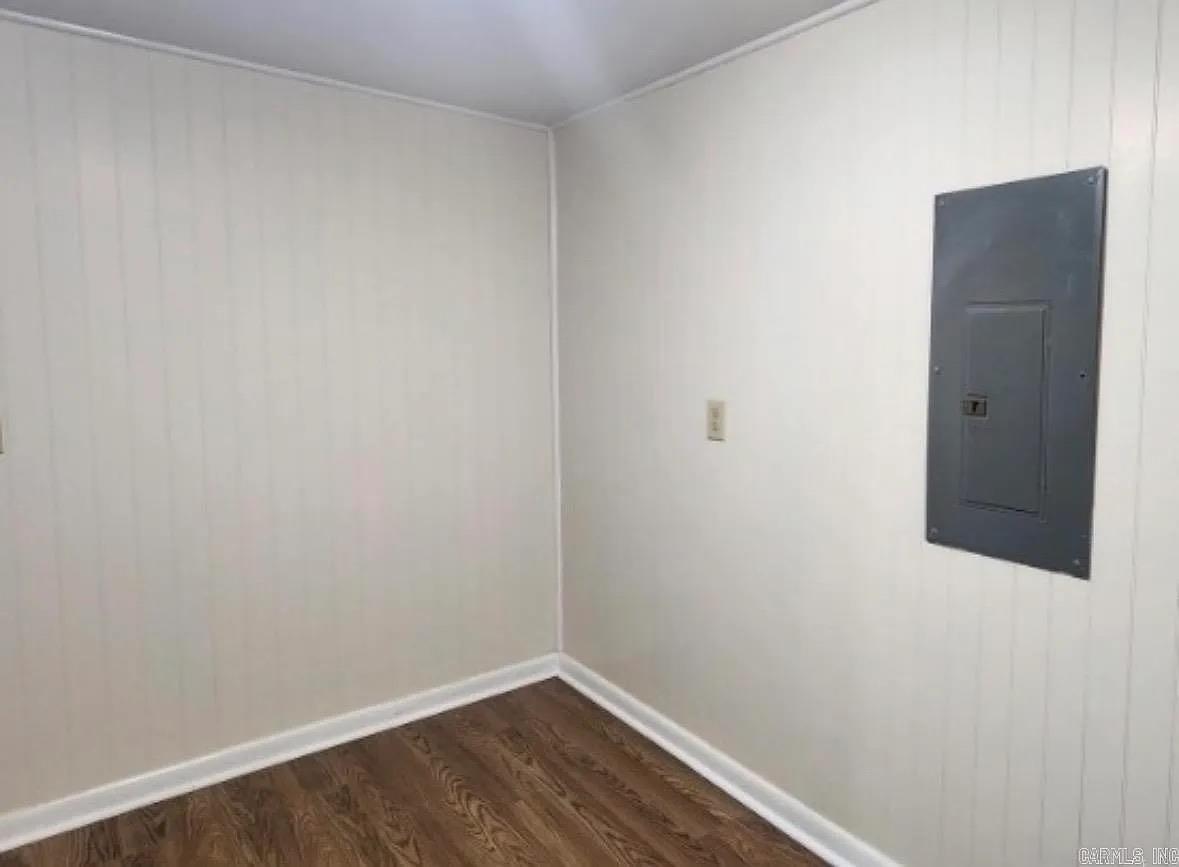 360 Rowell Rd Property Photo 12