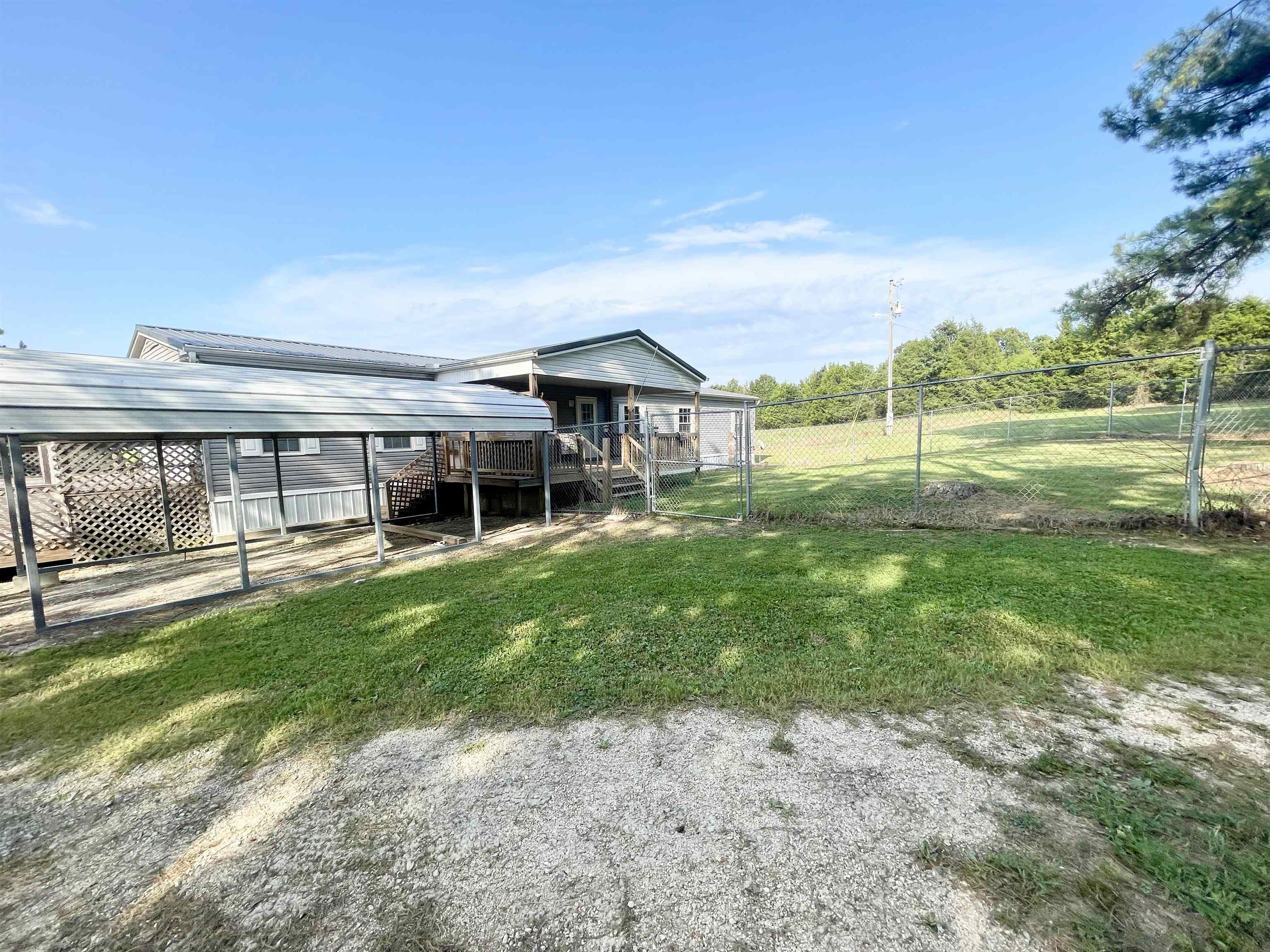 2686 Heart Road Property Photo 4