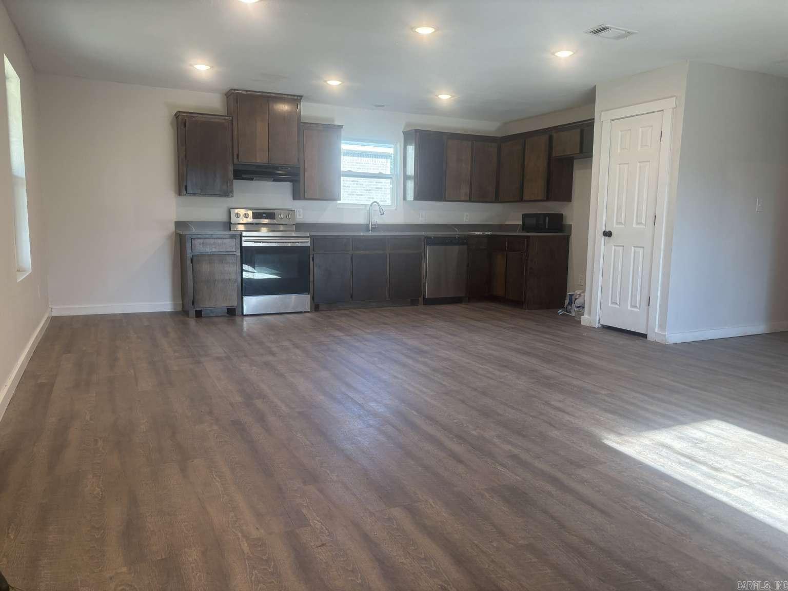 109 Private Road 1161 Property Photo 4