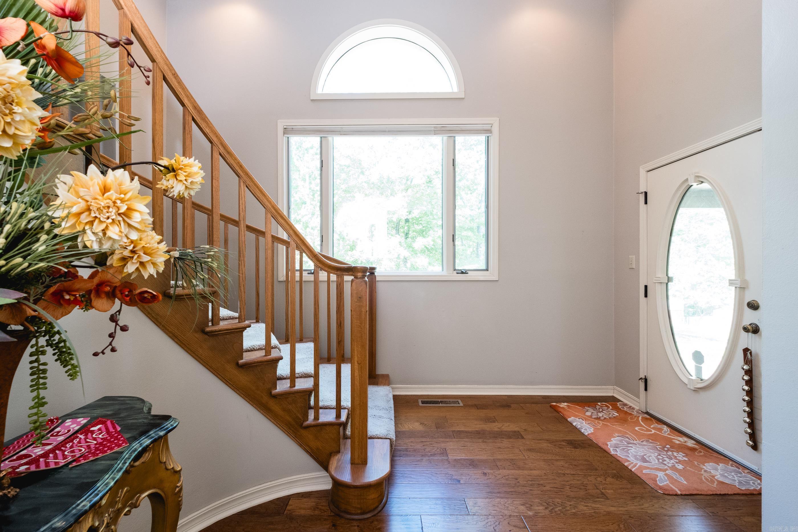 13505 Saddle Hill Drive Property Photo 6