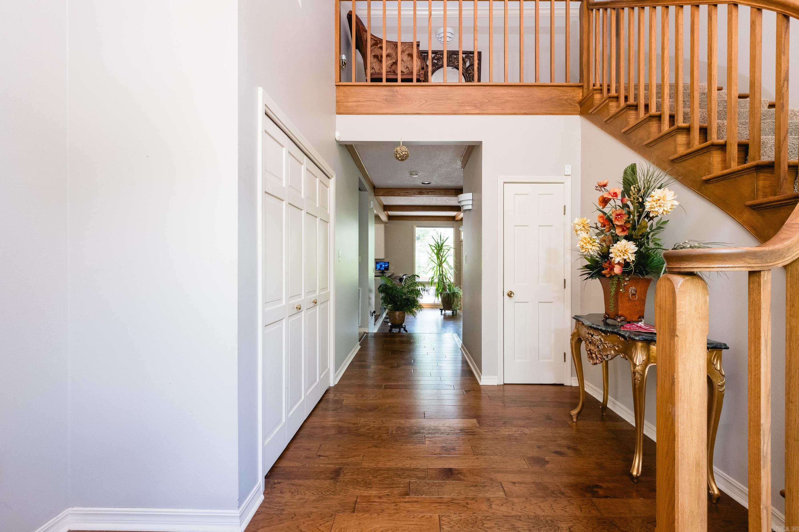 13505 Saddle Hill Drive Property Photo 8